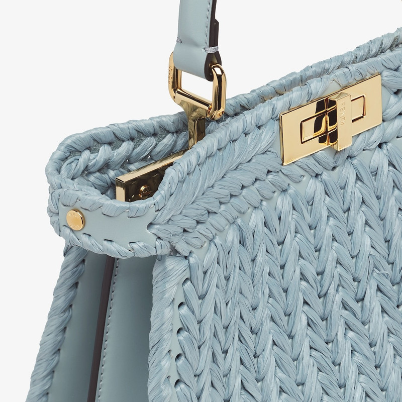 Peekaboo ISeeU Medium 7