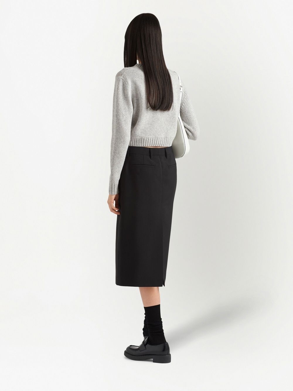 intarsia-logo cropped cashmere jumper - 3
