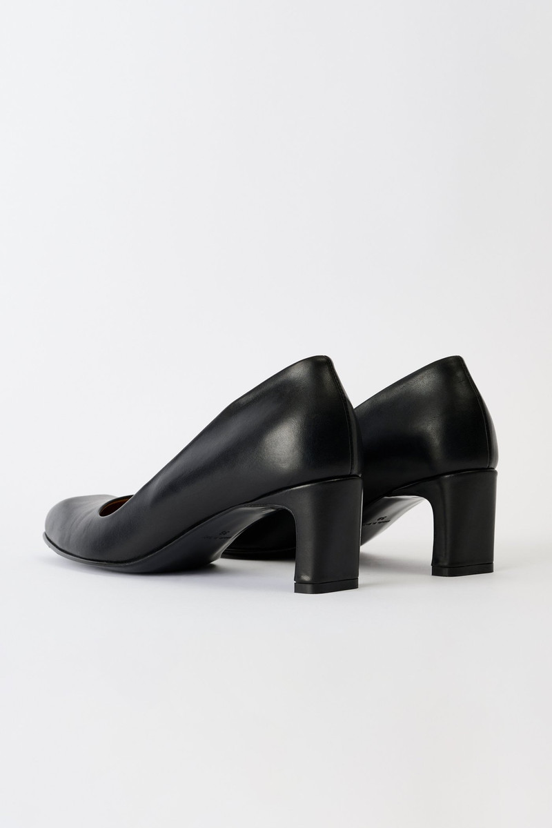 Karasu Pump Black Tensile Cattle Hide 6
