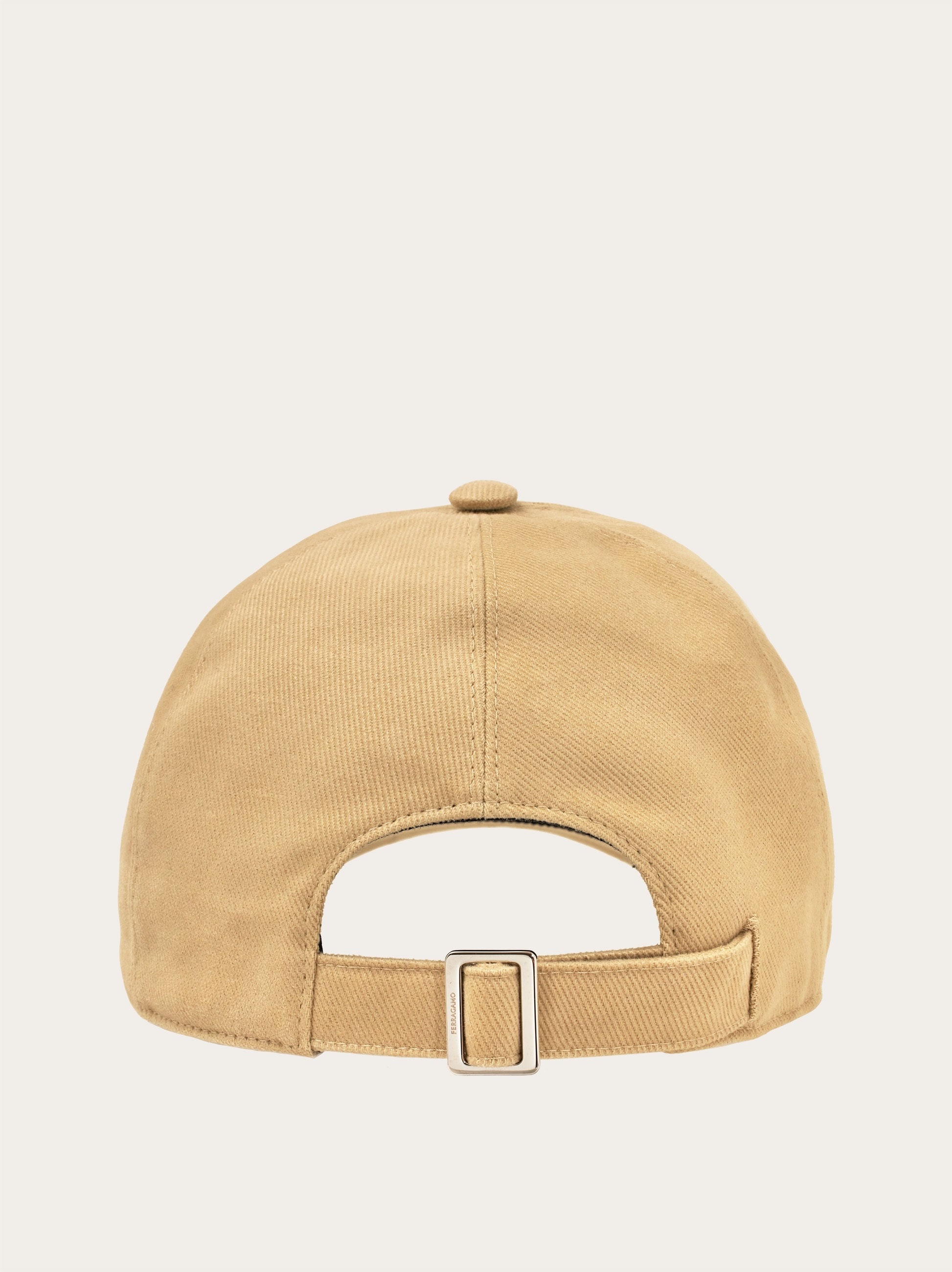 Baseball cap with logo - 3