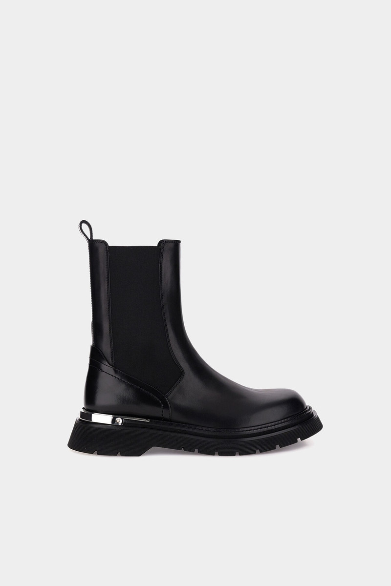URBAN HIKING CHELSEA BOOTS 1