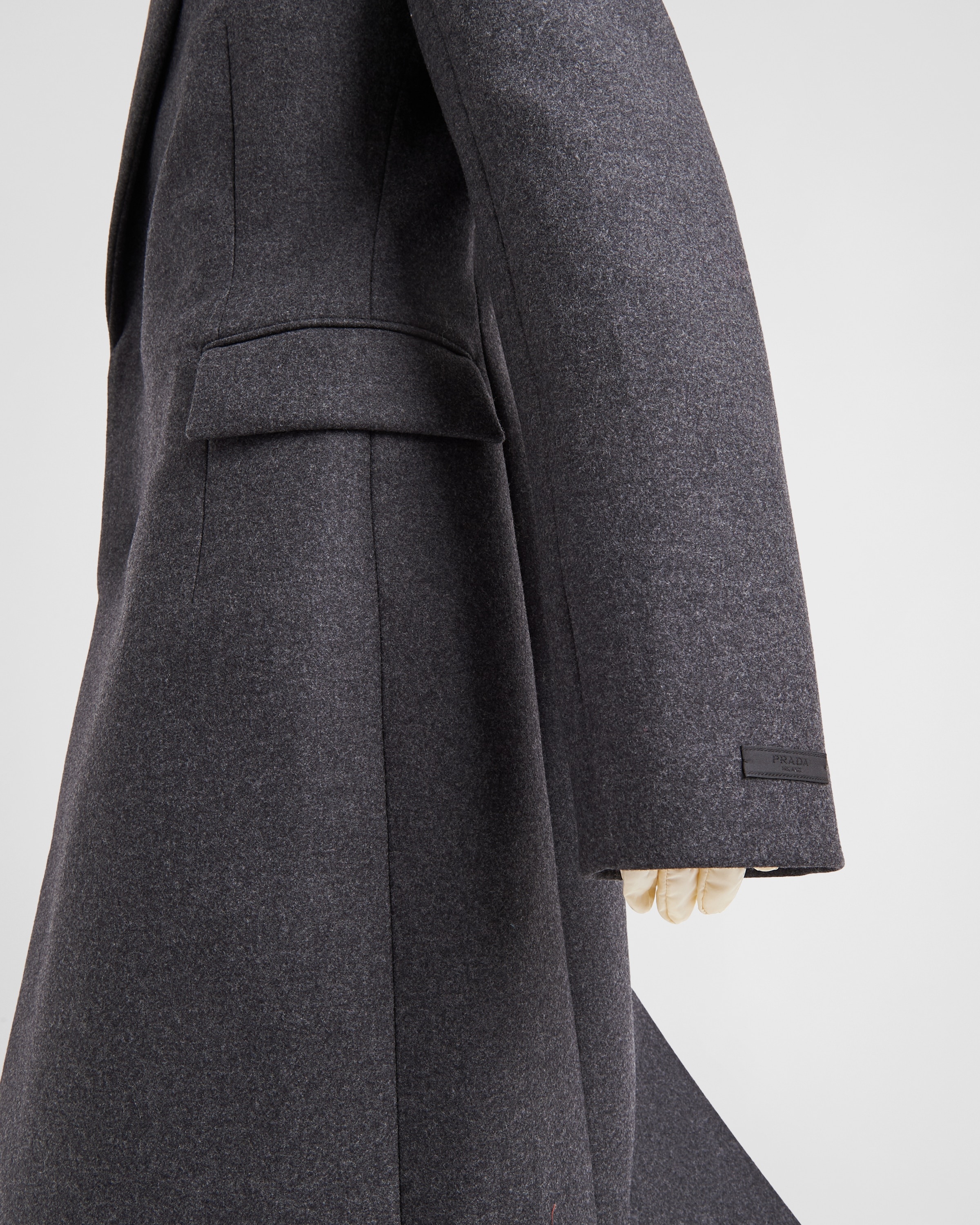 Double-breasted wool coat - 4