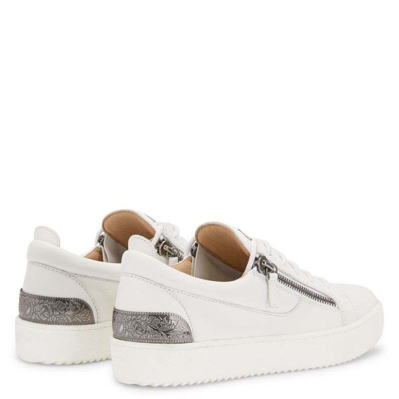 Giuseppe Zanotti Frankie outlook