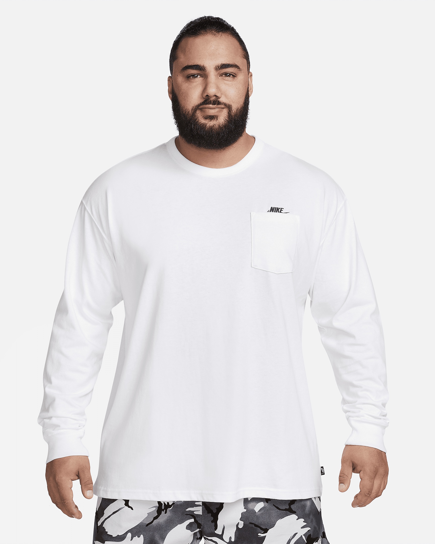 Nike Sportswear Premium Essentials Men's Long-Sleeve Pocket T-Shirt - 7