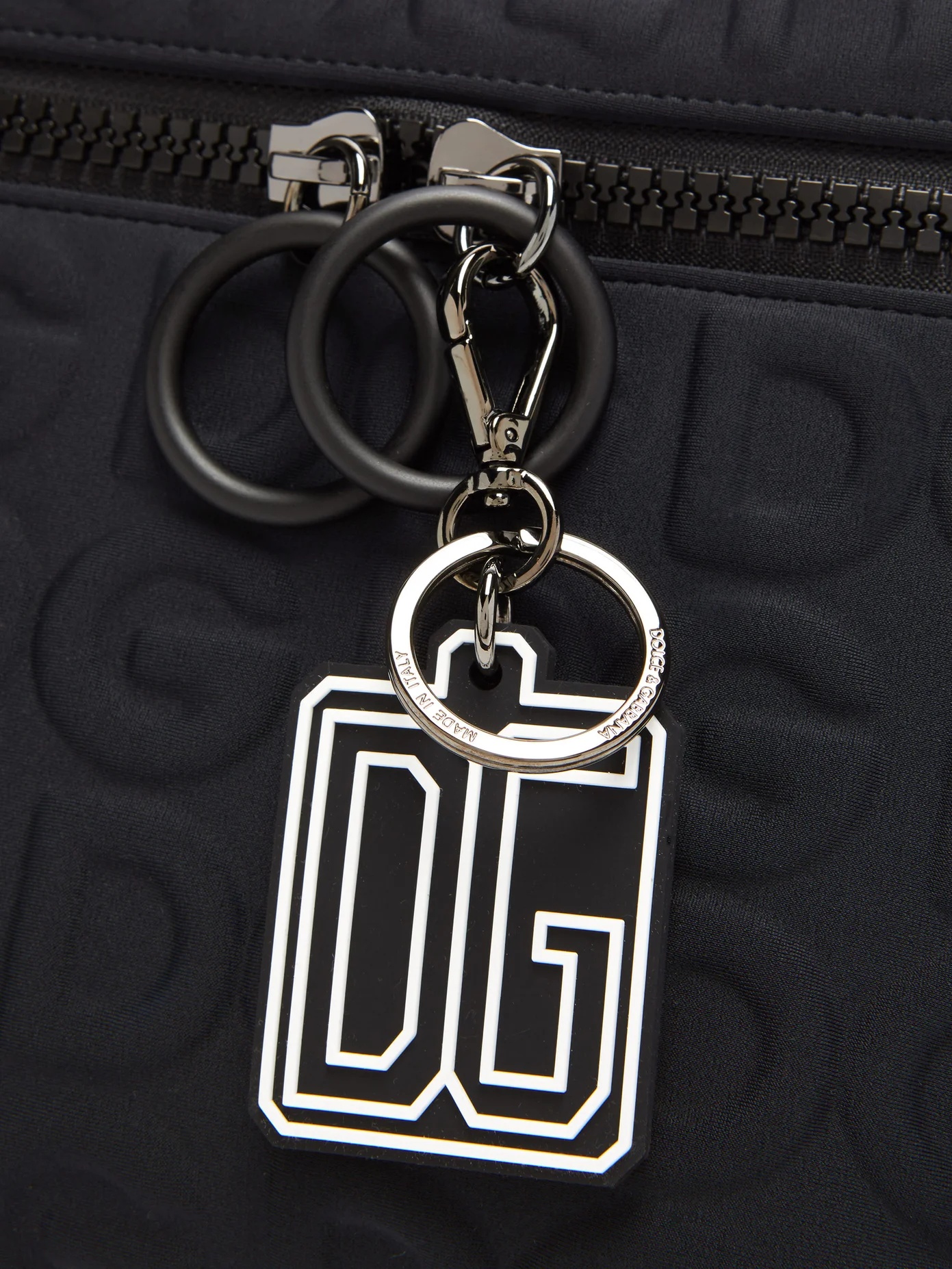 DG-embossed neoprene belt bag - 6