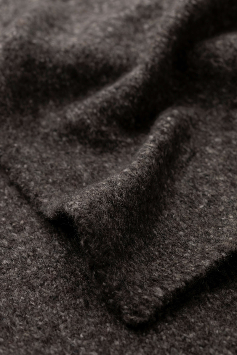 Johnstons of Elgin Cashmere Bouclé Grey Scarf outlook
