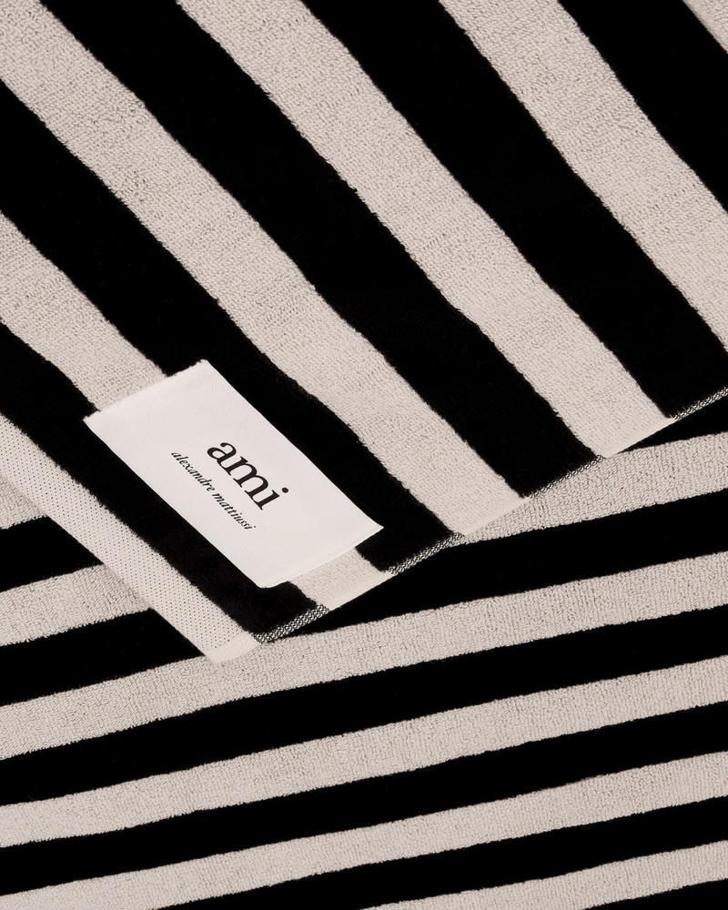 STRIPED BEACH TOWEL 3