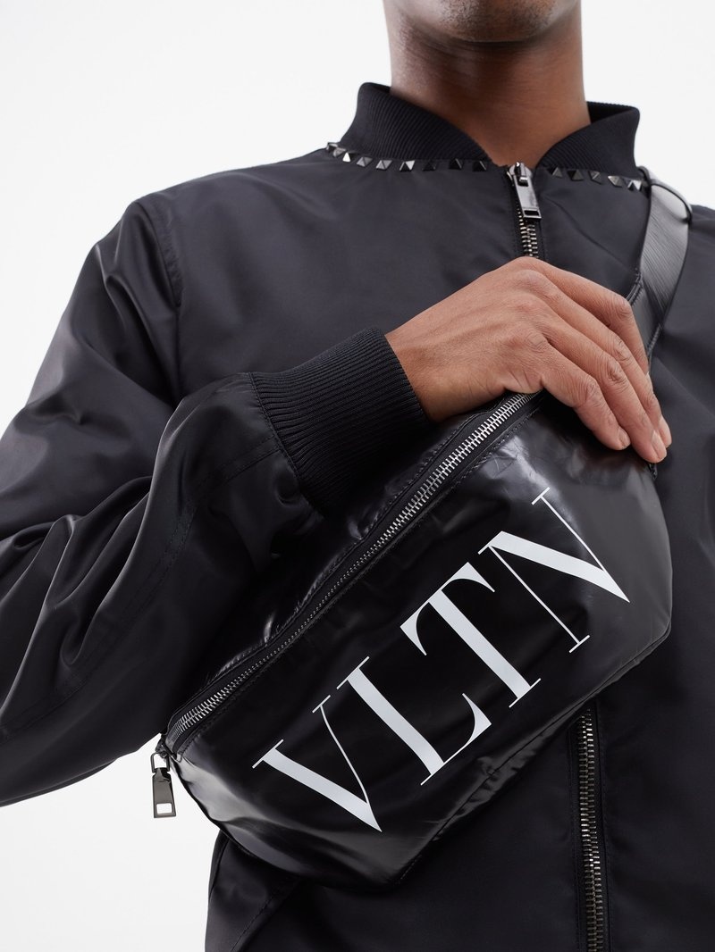 【VALENTINO】VLTN Soft Belt Bag 【VALENTINO】VLTN Bag Belt Soft