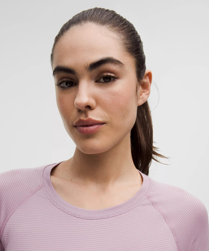 Swiftly Tech Long-Sleeve Shirt 2.0 *Waist Length 4