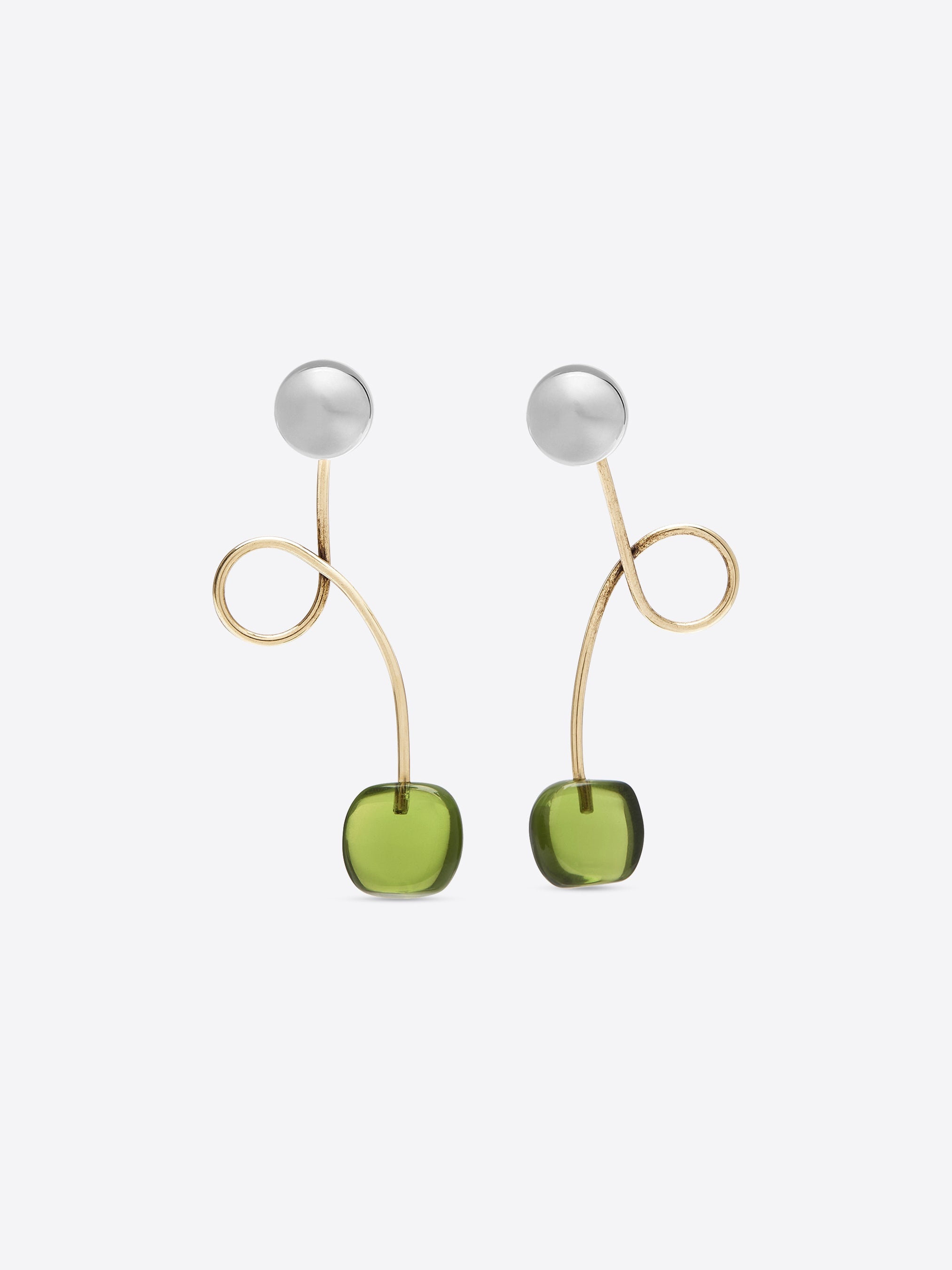 GLASS STUD EARRINGS 2