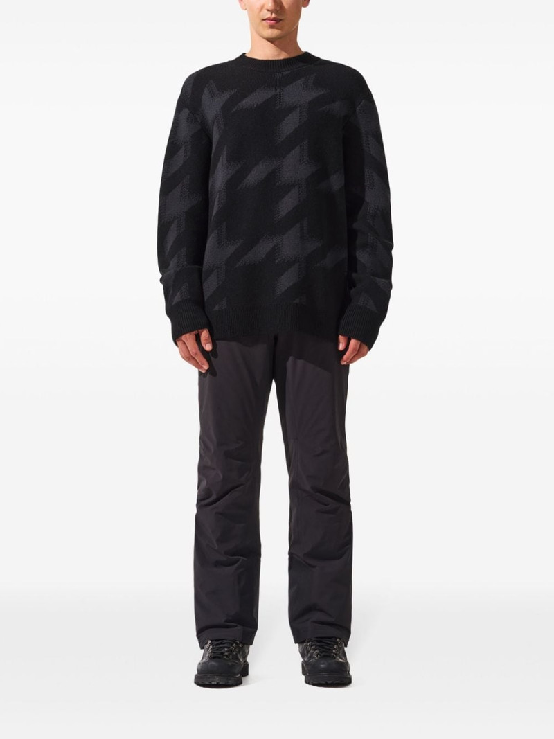 PERFECT MOMENT Cole sweater outlook