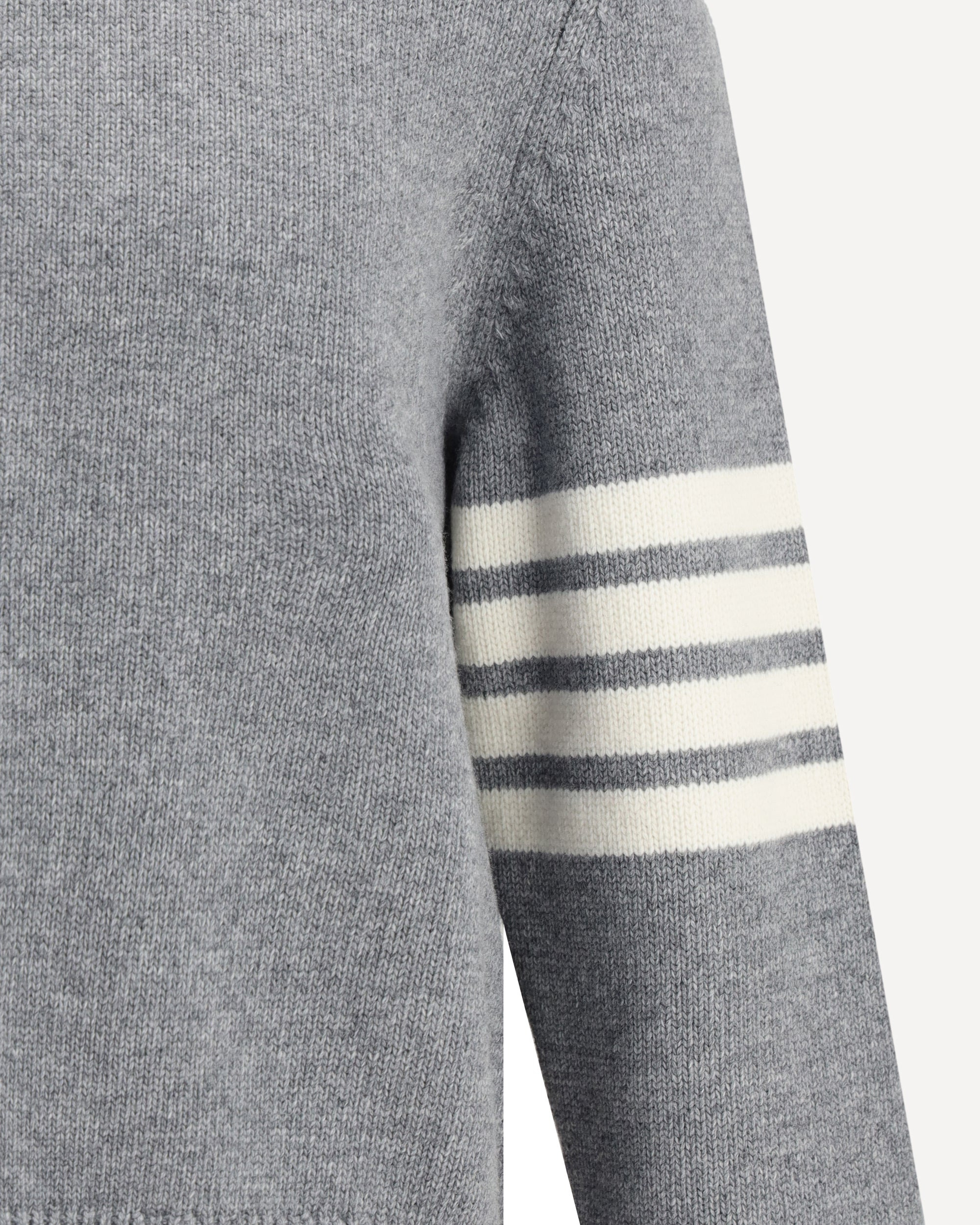 Sweater with 4-Bar intarsia - 3