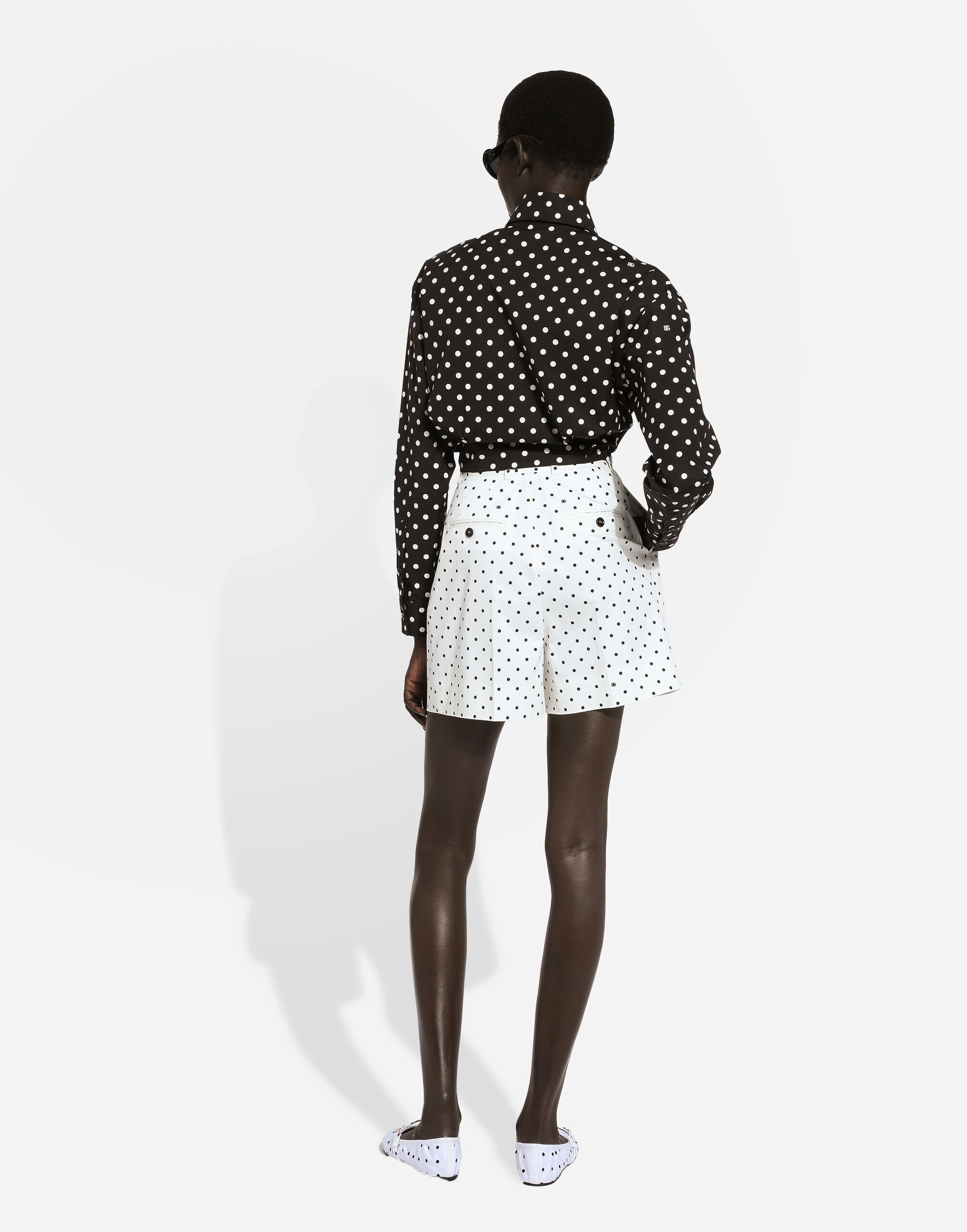 Cropped cotton poplin shirt with knot detail and polka-dot print - 3