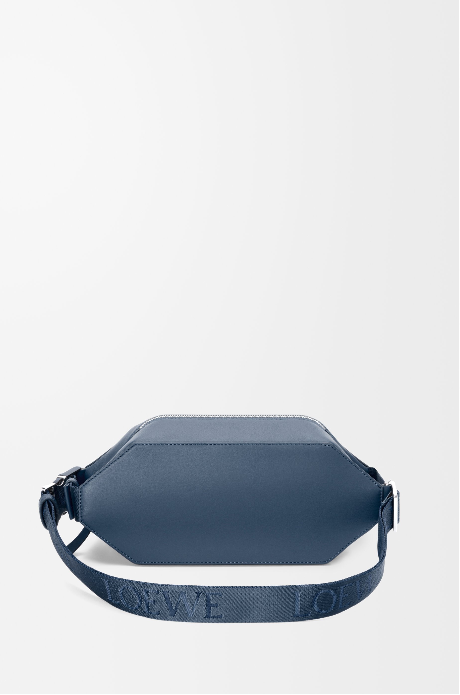 Convertible sling in classic calfskin - 4