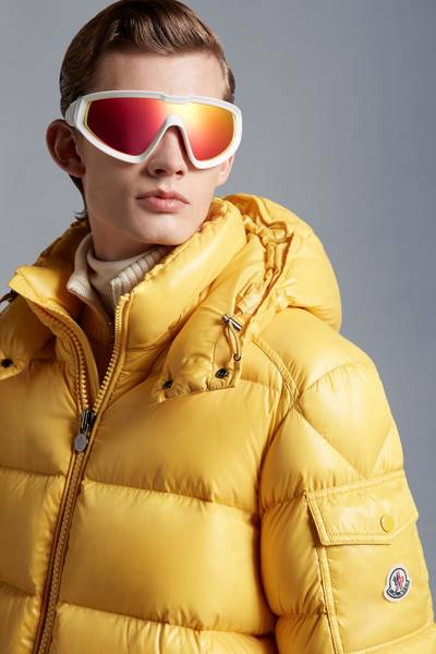 Moncler Wrapid Shield Sunglasses outlook