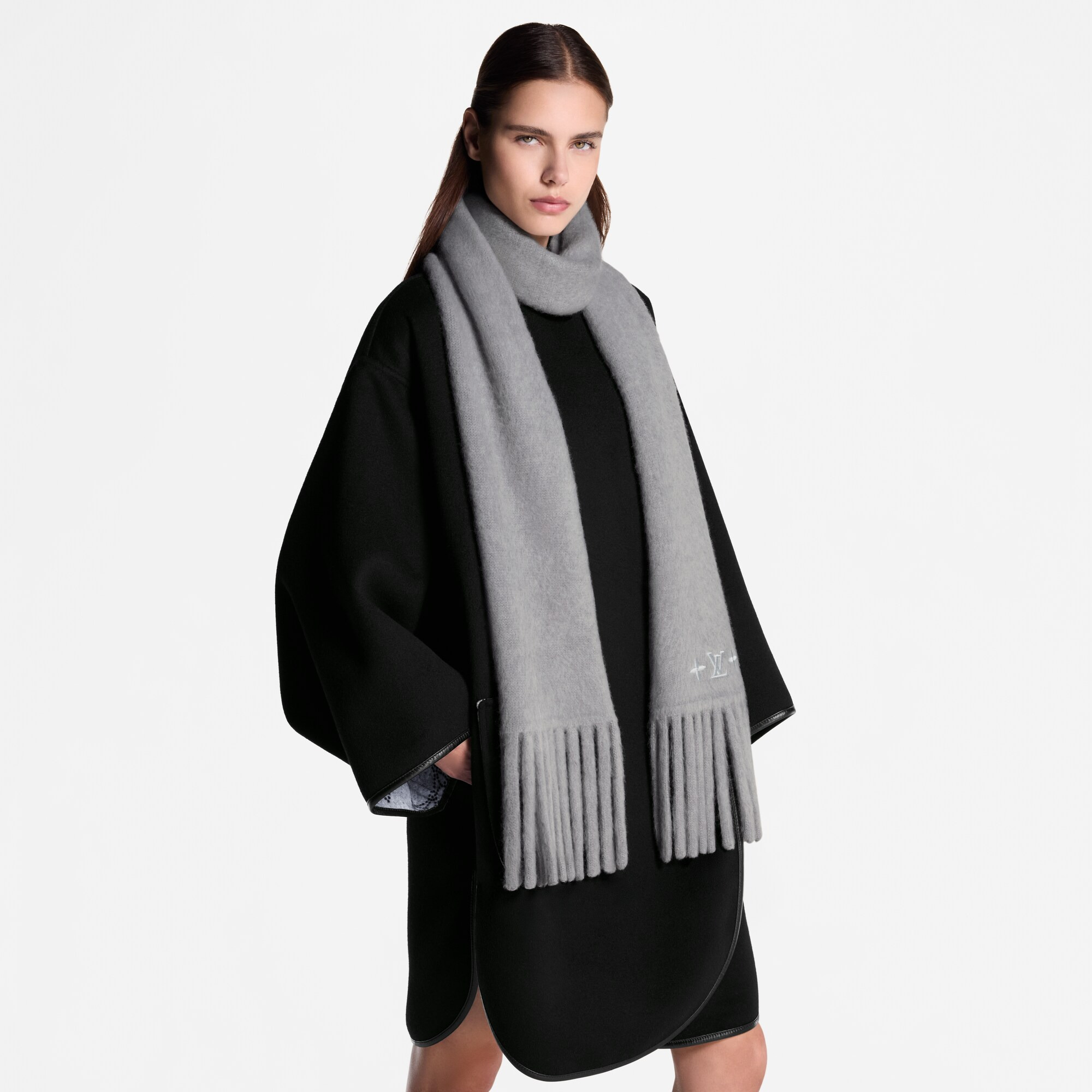 LV Fluffy Scarf - 4
