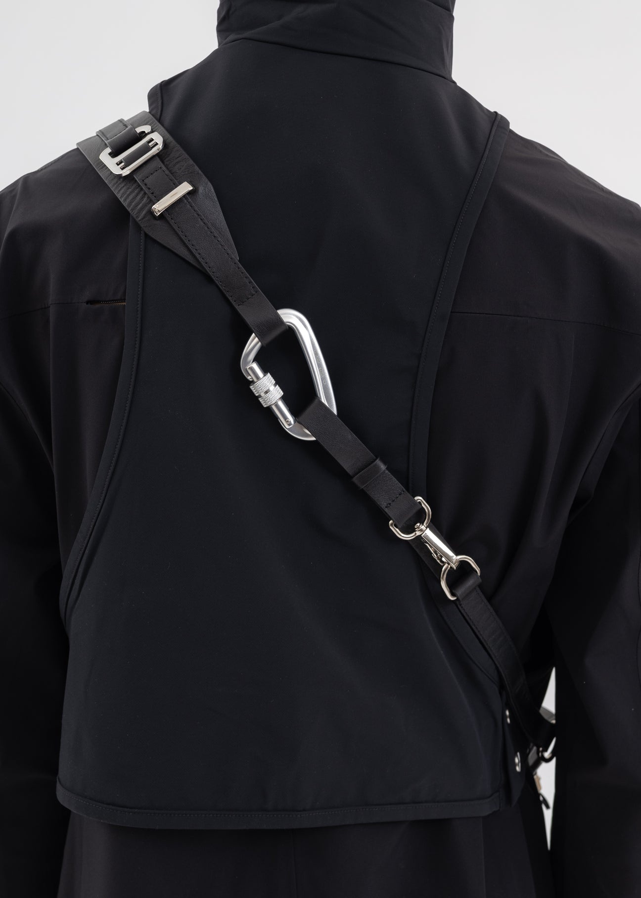 BLACK LEATHER STRAP BOX BAG - 3