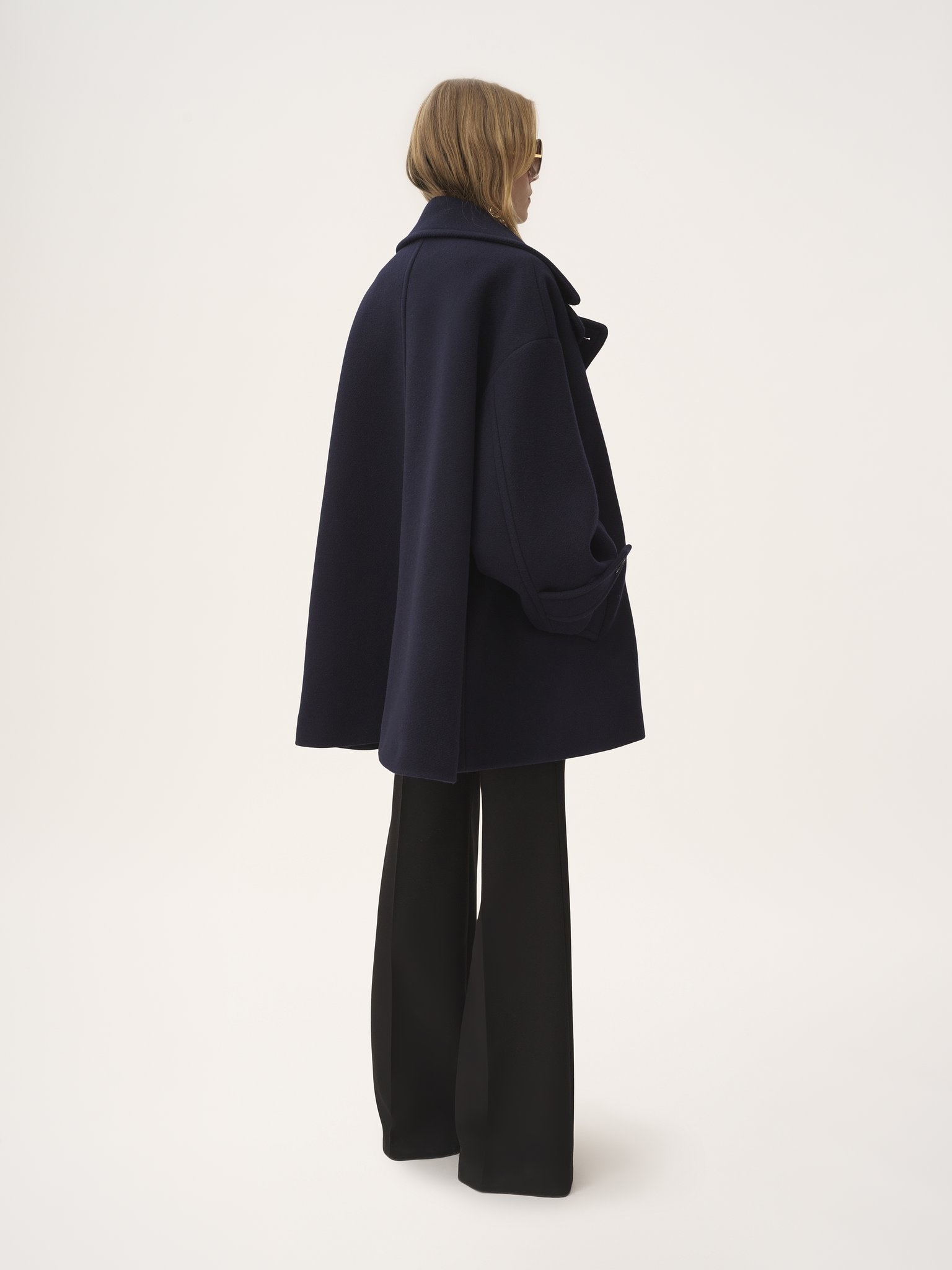 OVERSIZED DOUBLE-BREASTED COAT IN WOOL - 6