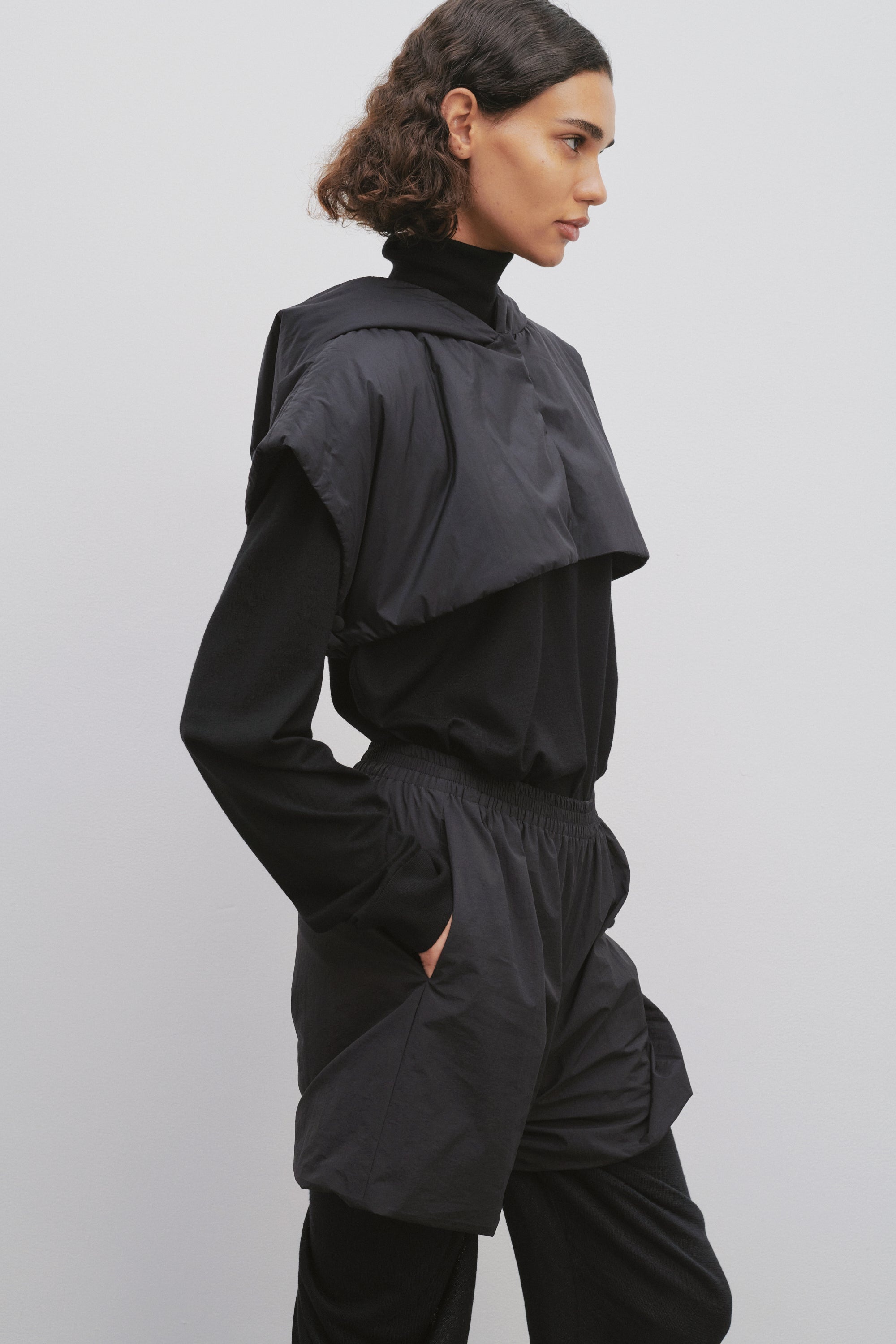 Leda Jacket in Nylon - 4