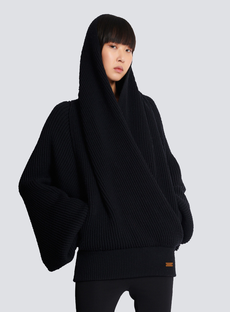Oversized knit hoodie 6