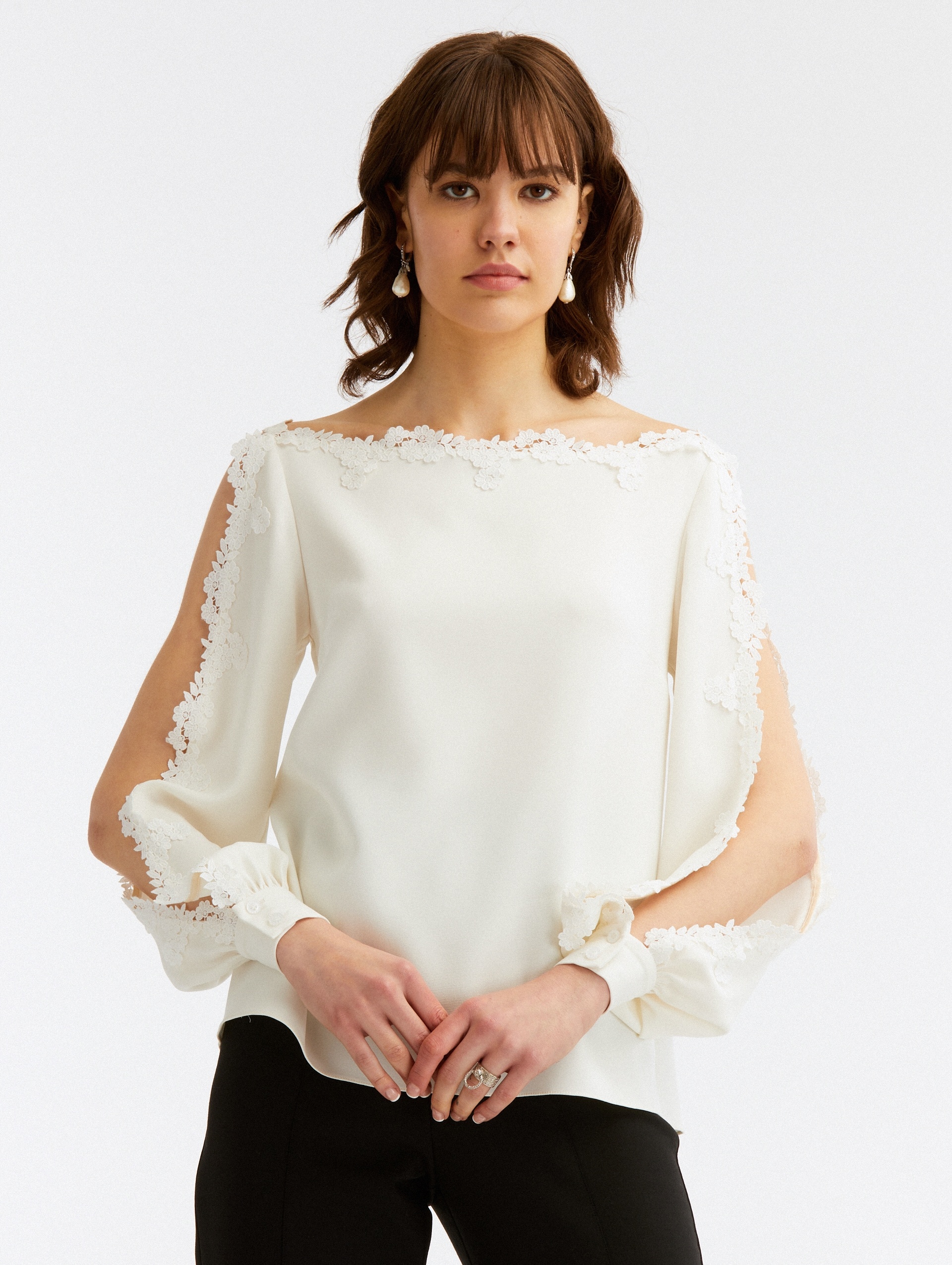 BATEAU NECK GUIPURE TRIM BLOUSE - 2