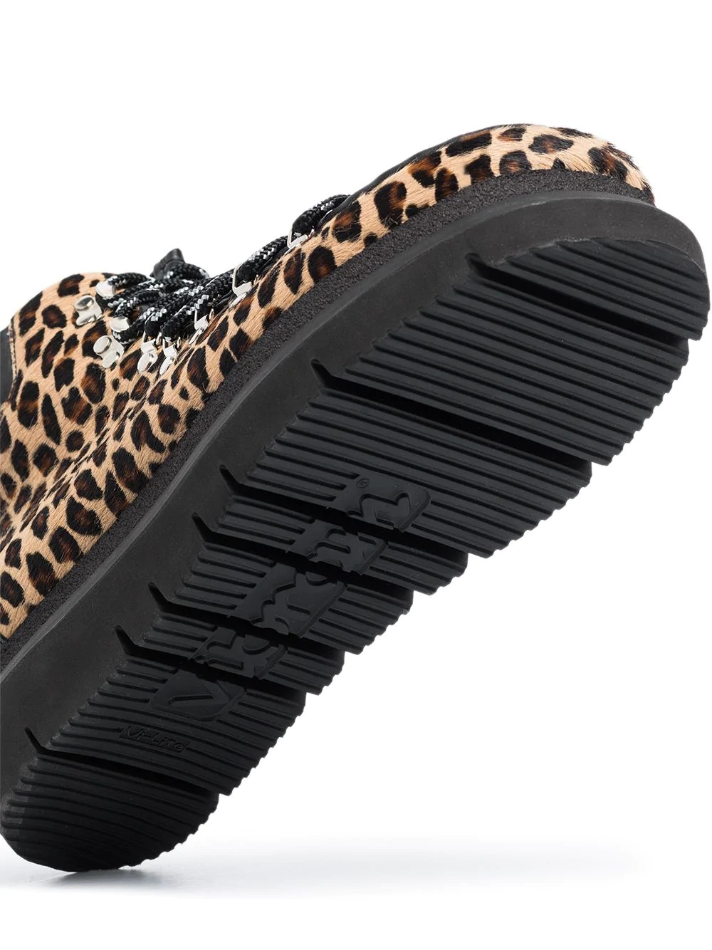 leopard-print hiking boots - 2