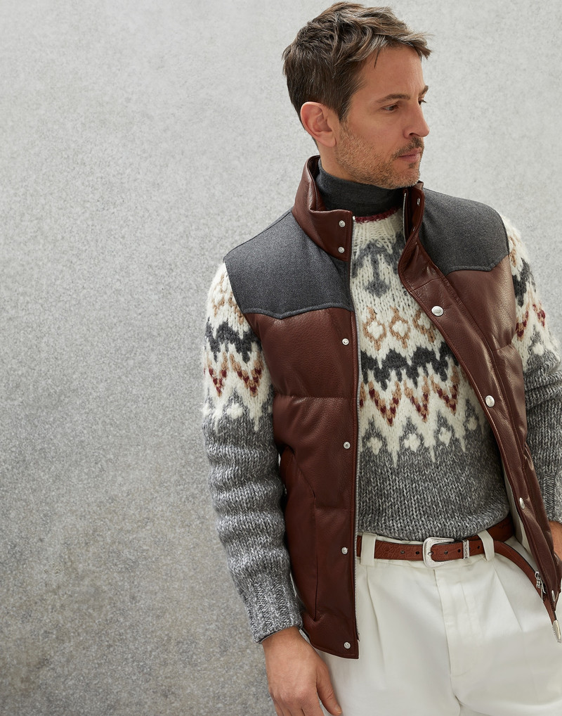 Paneled down vest in grained leather 4