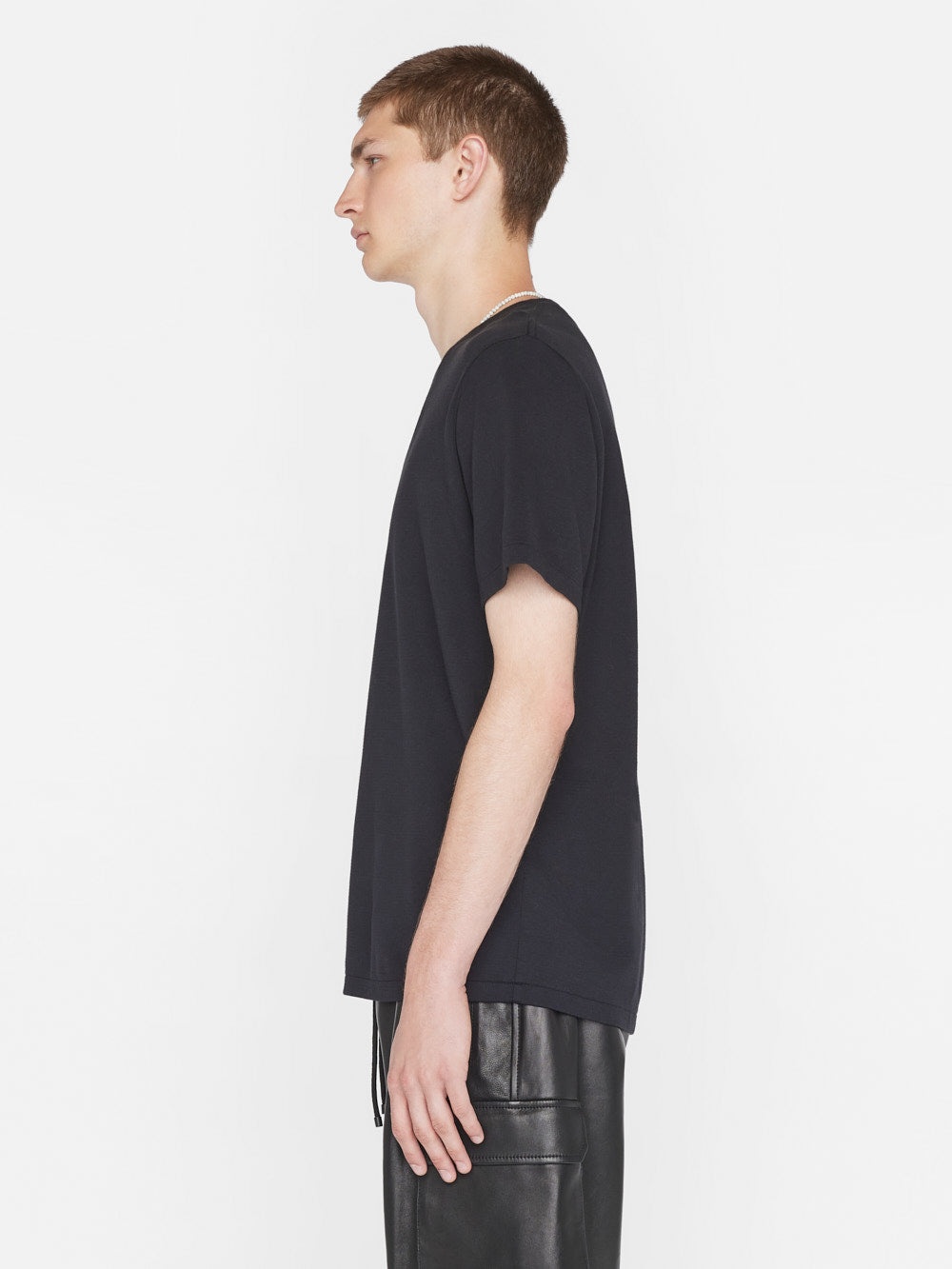 Duo Fold Tee in Noir - 6