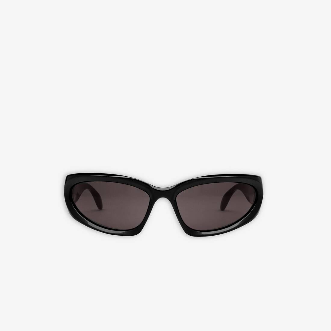 Swift Oval Sunglasses in Black - 1