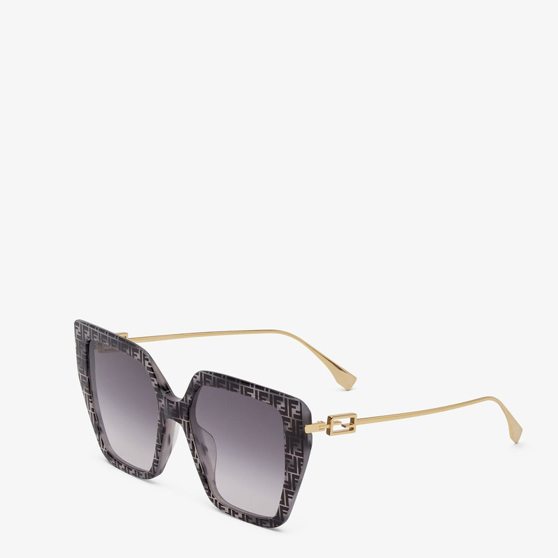 FENDI Baguette outlook