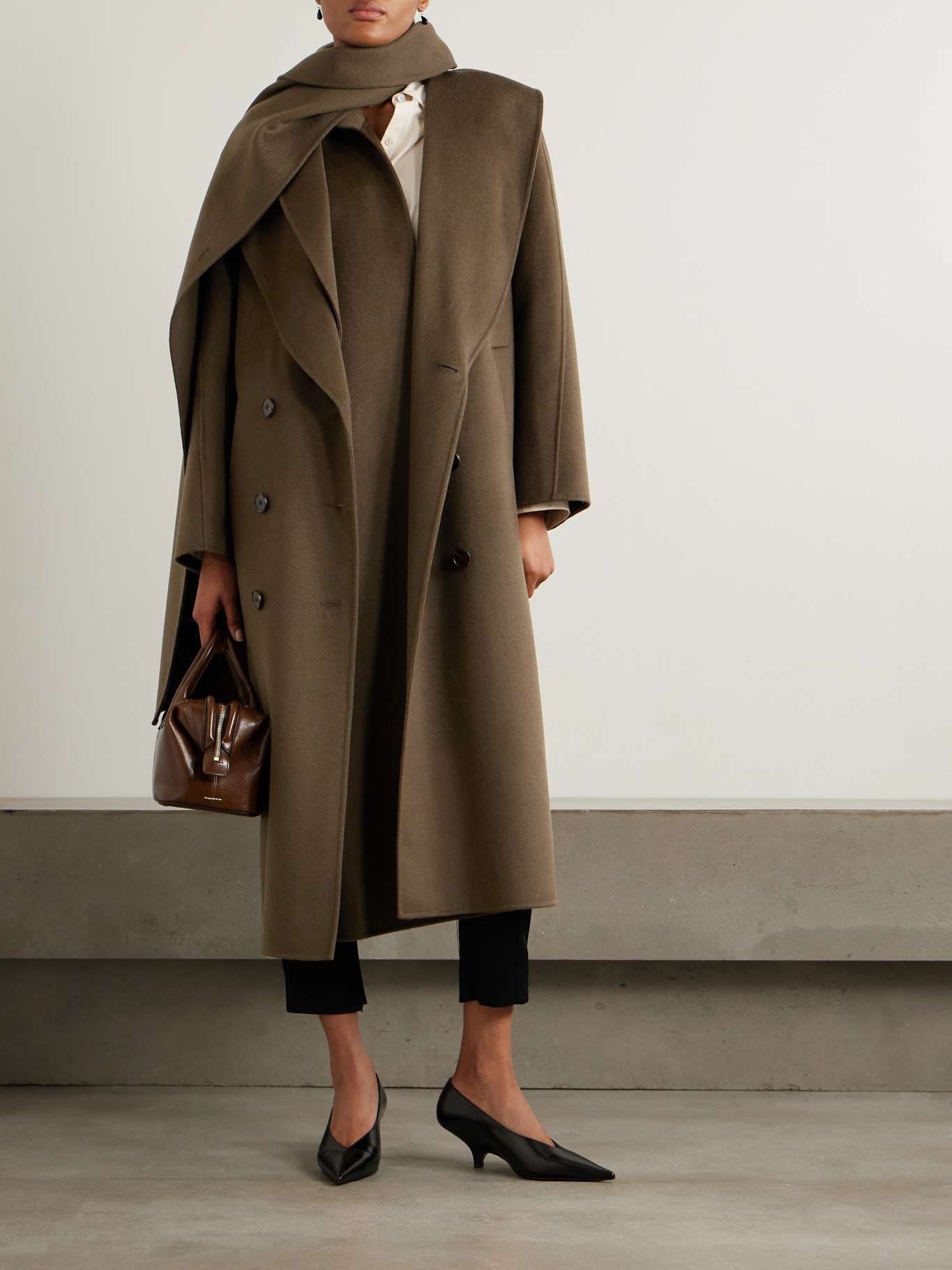 Double-breasted scarf-detailed layered wool coat Taupe - 2