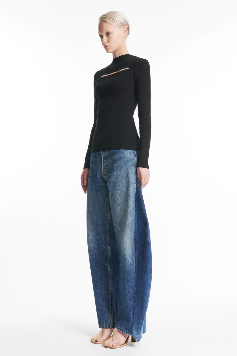 KNIT TOP WITH FRONT CUTOUT BLACK 2