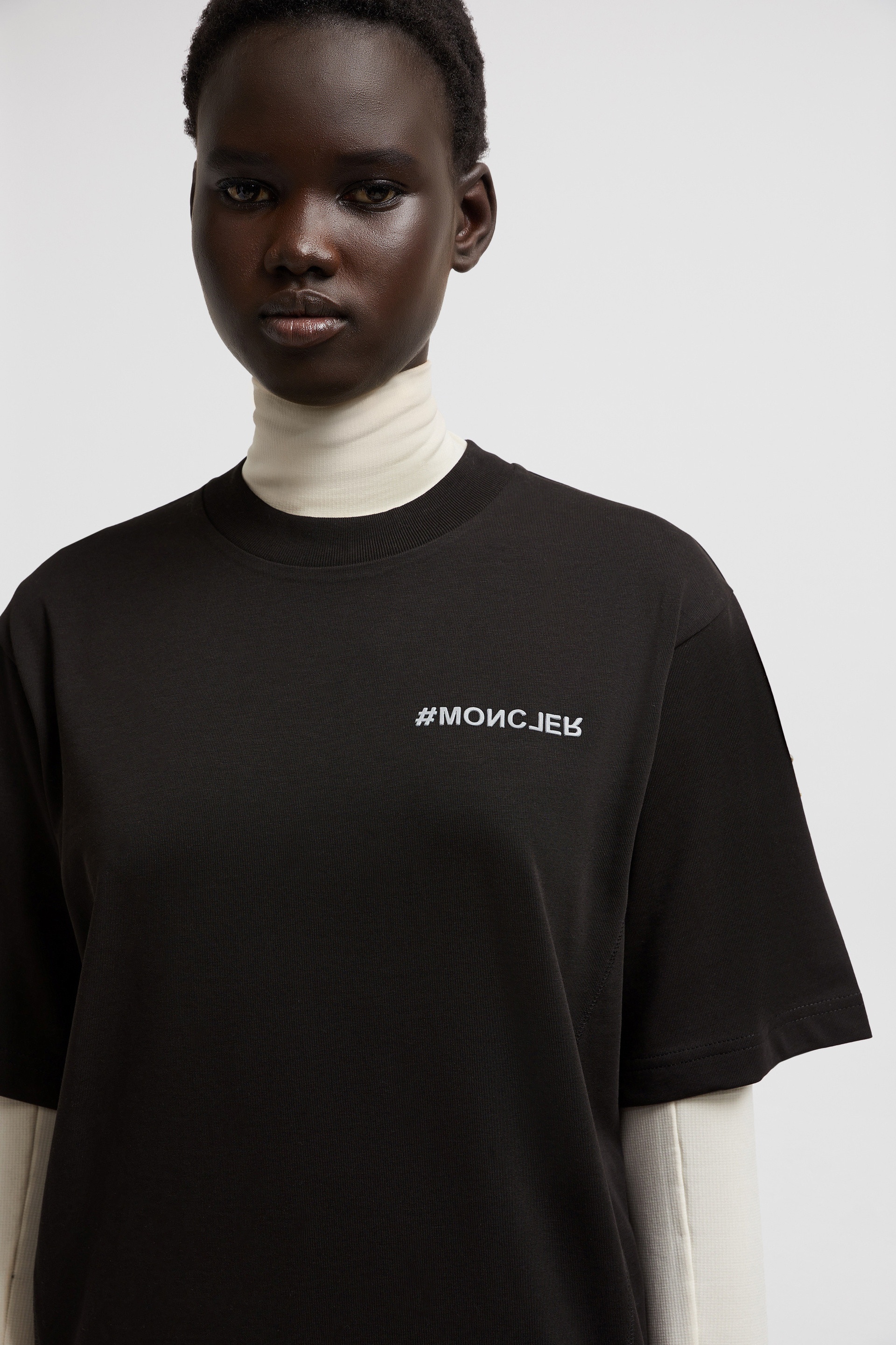 Logo T-Shirt - 4