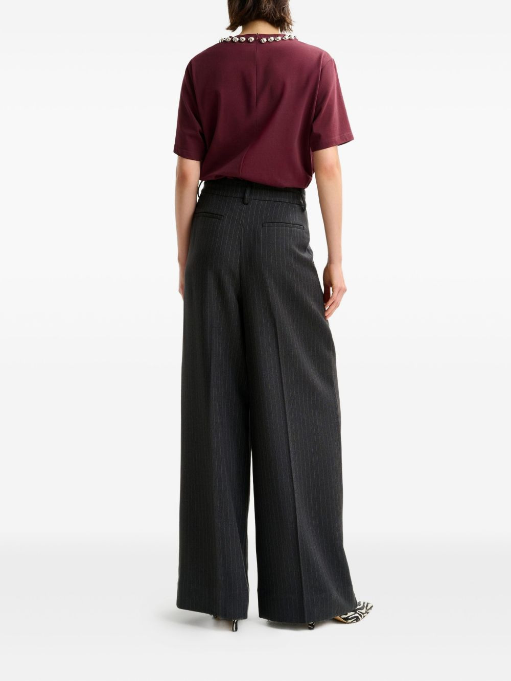 pleated pinstripe-pattern trousers - 4