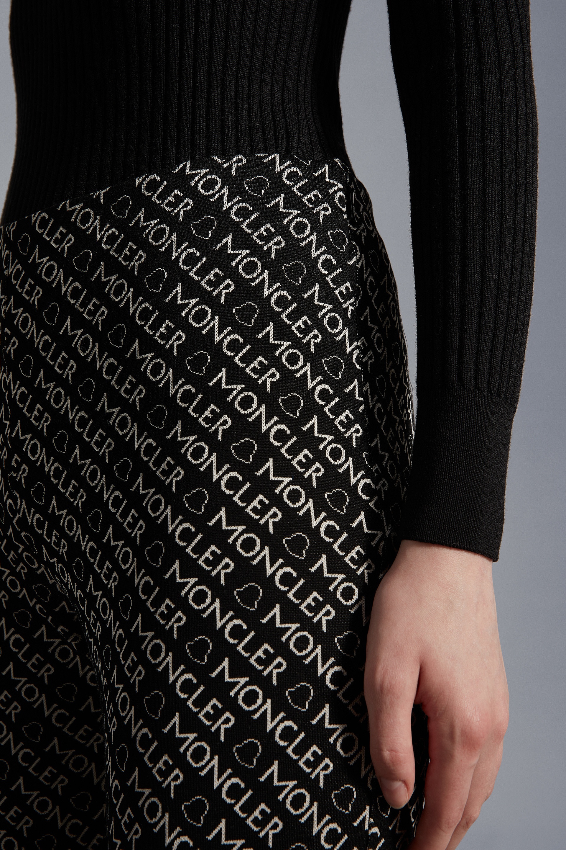 Logo Print Leggings - 4