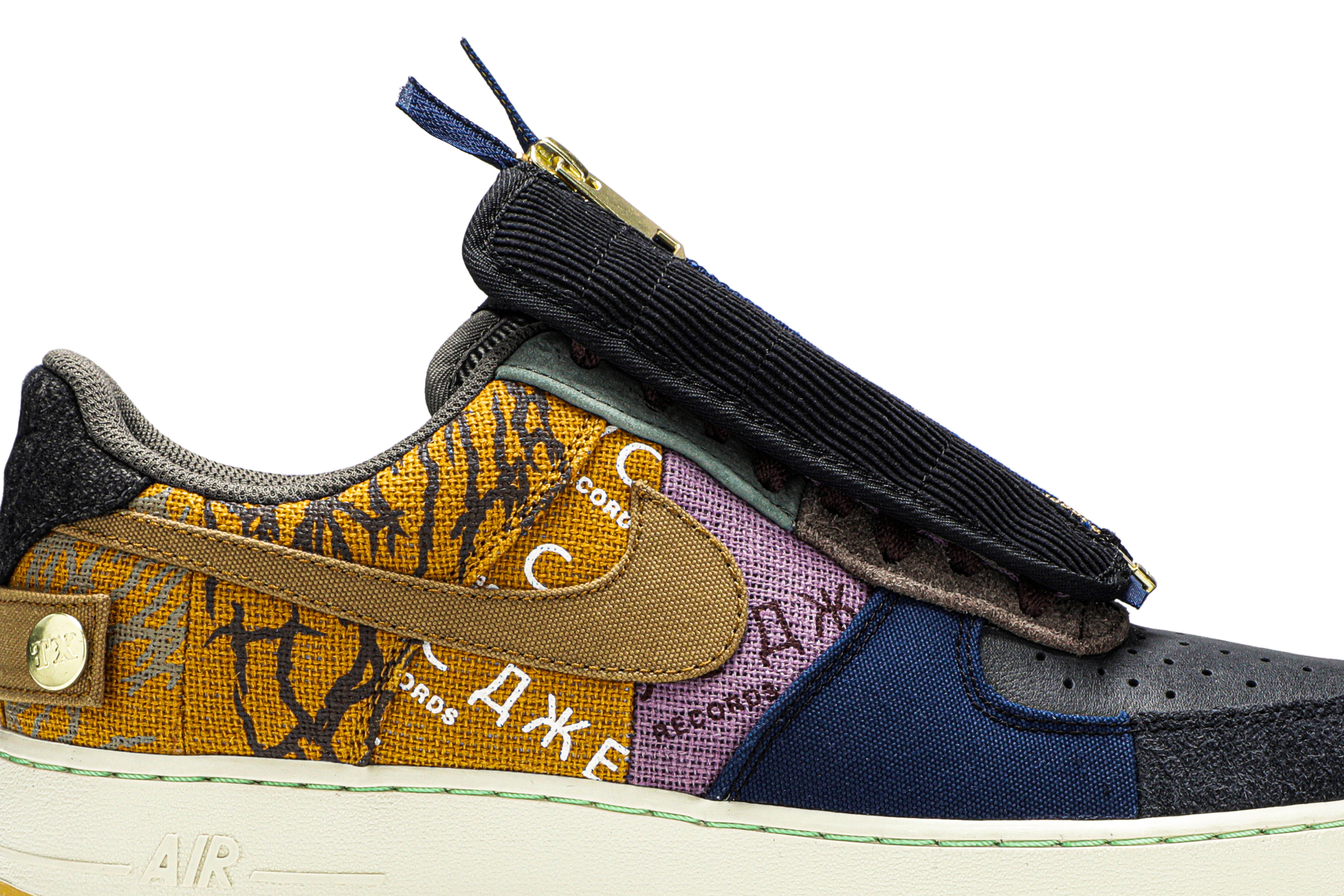 Travis Scott x Air Force 1 Low 'Cactus Jack' - 2