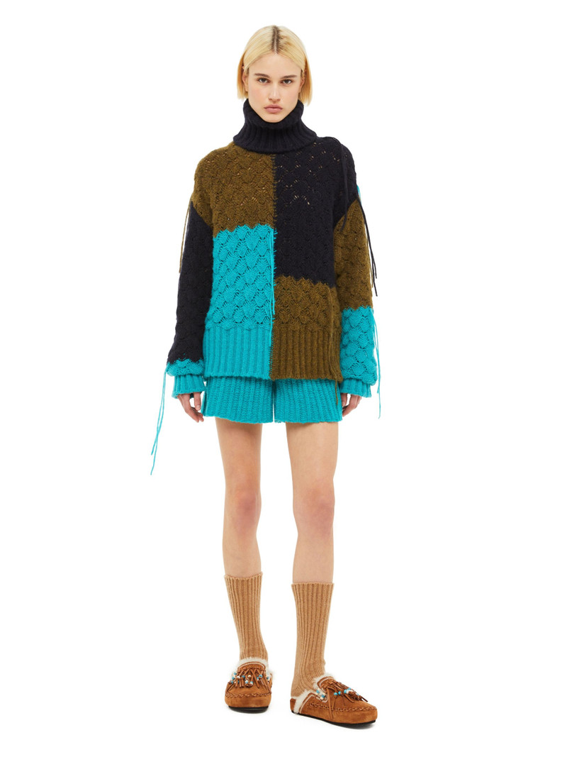 Antarctic Drem Ptchwk Trtlnck 4