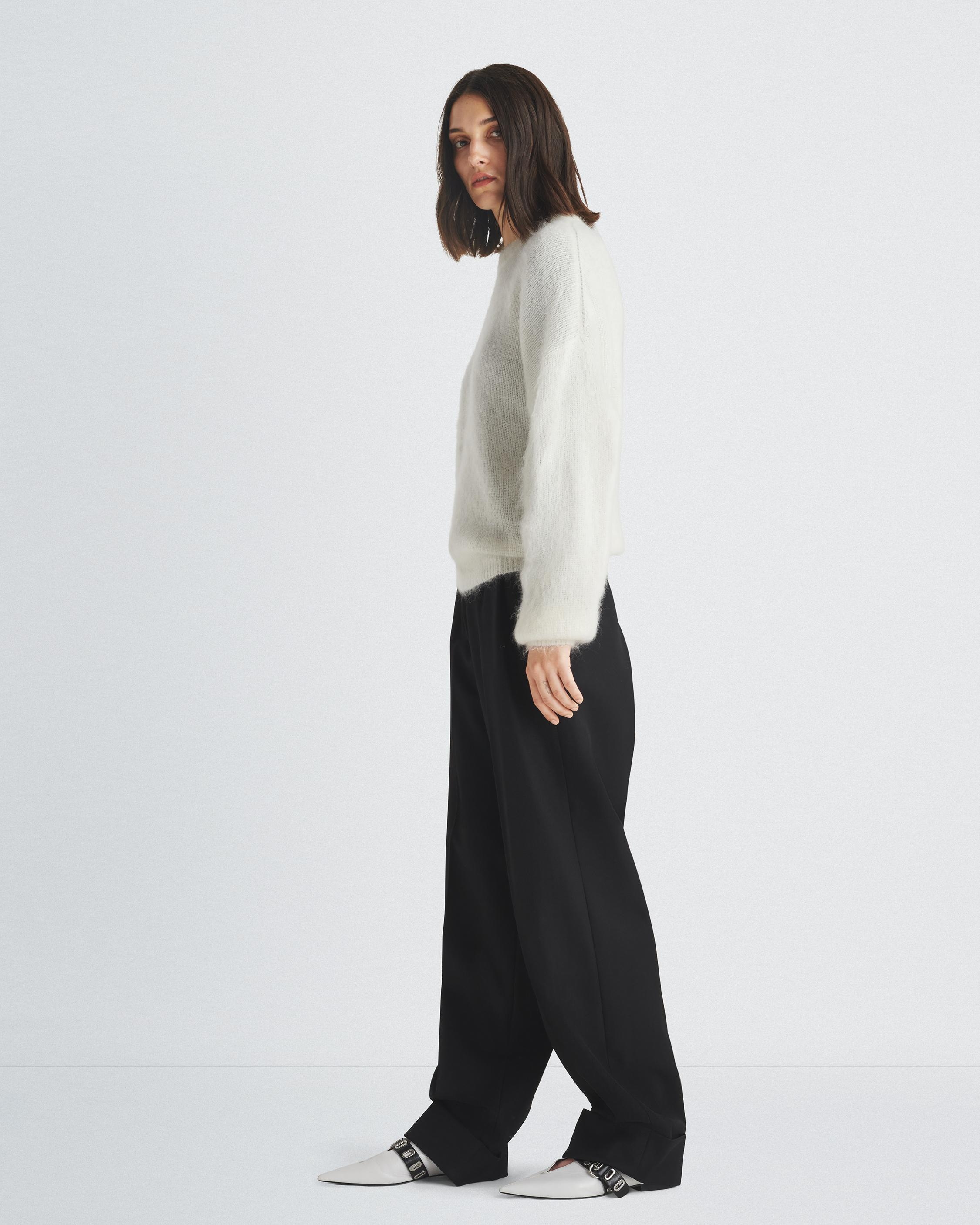 Lani Wool Mohair Crew
Relaxed Fit - 4