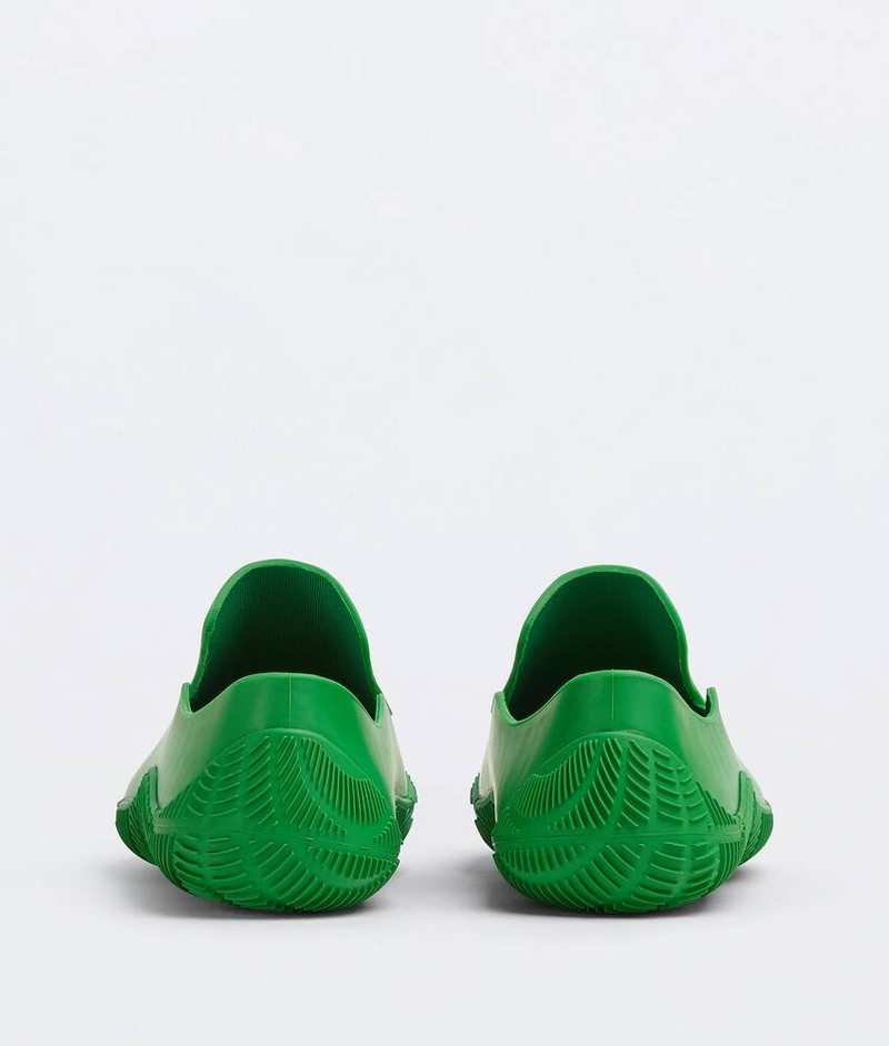 Bottega Veneta climber outlook