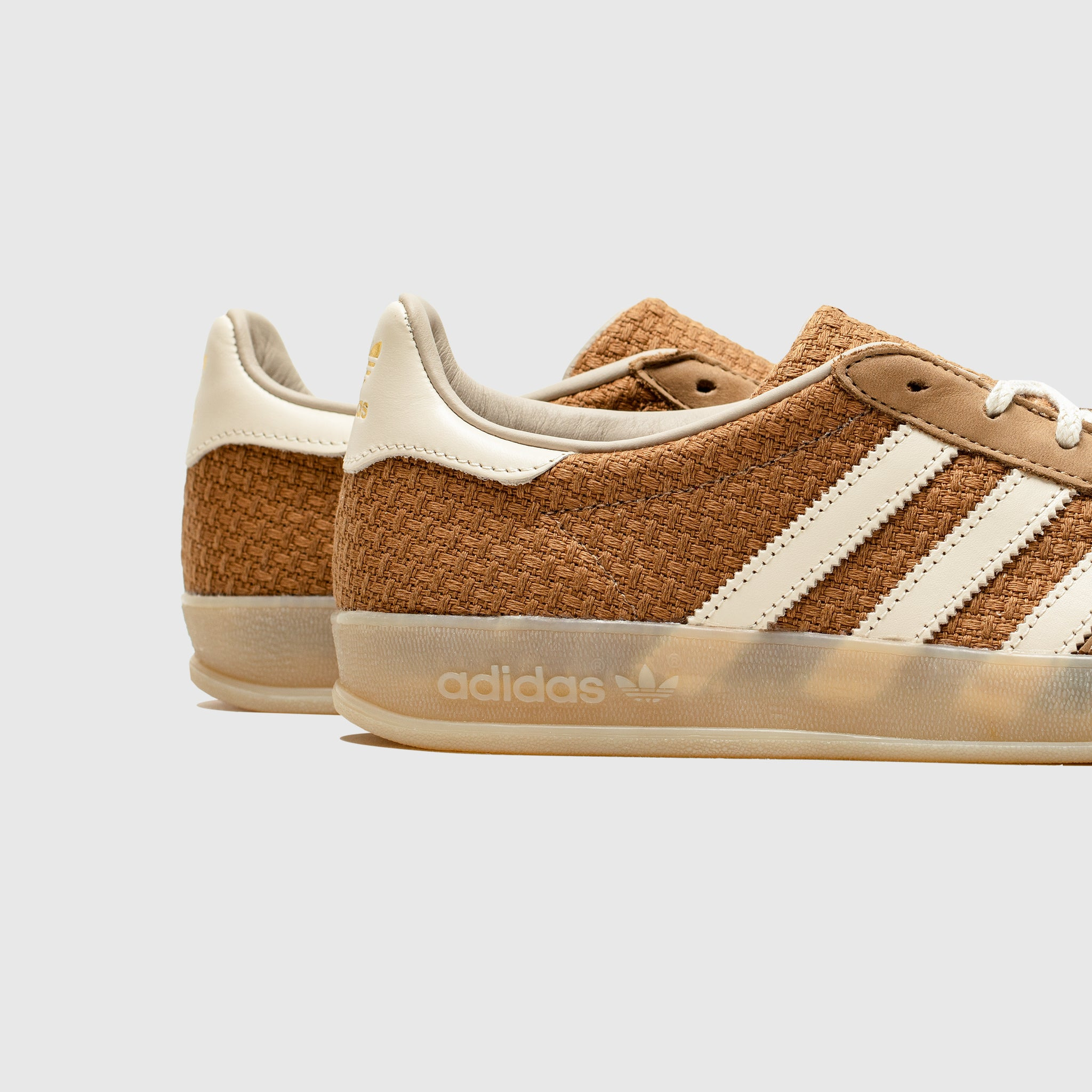 GAZELLE INDOOR - 4