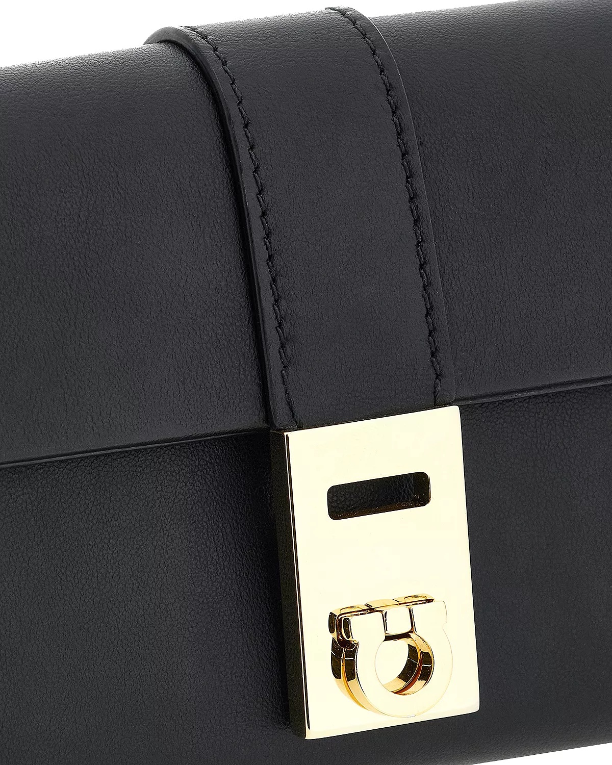 Gancini Leather Wallet On Chain - 7