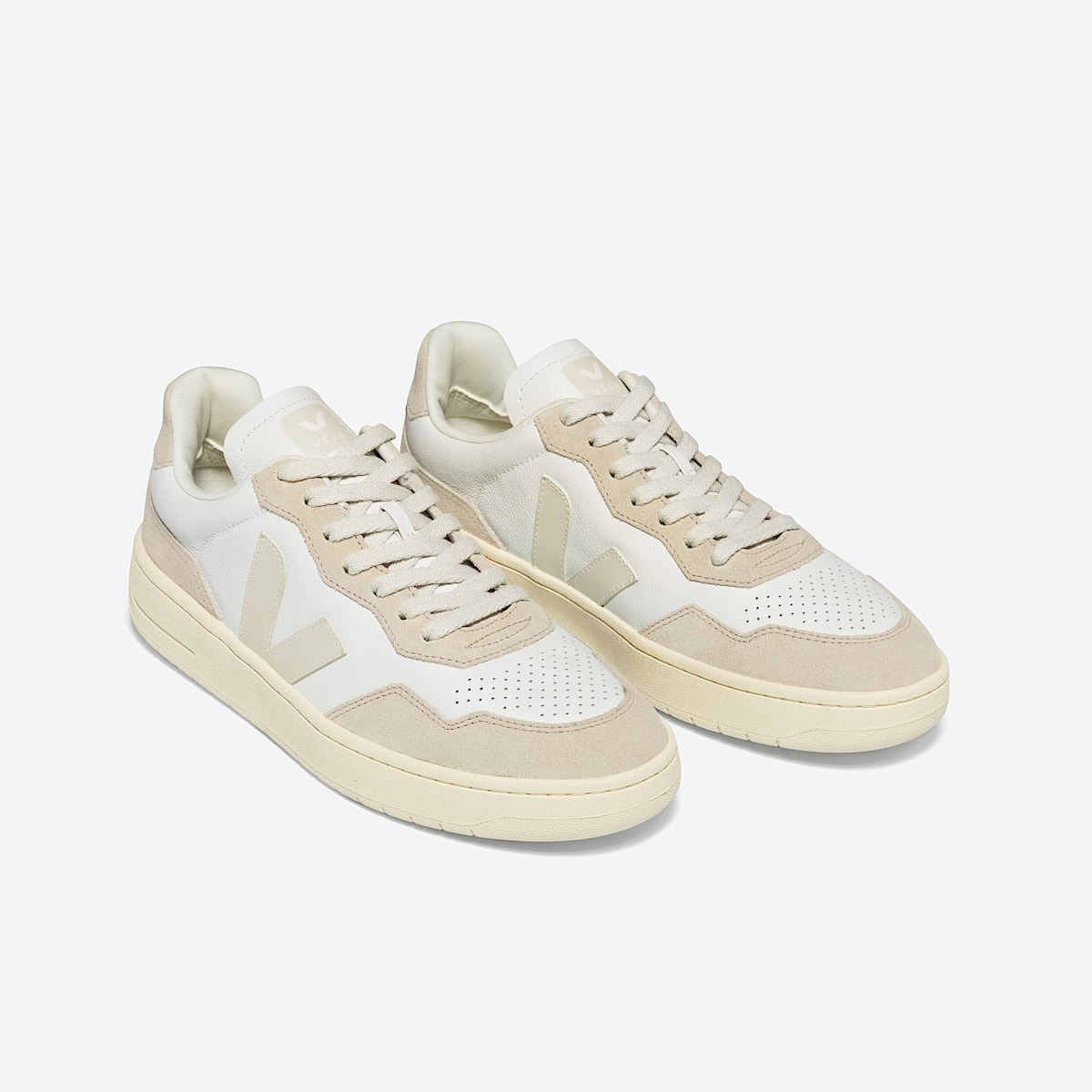 V-90 LEATHER WHITE PIERRE - 2
