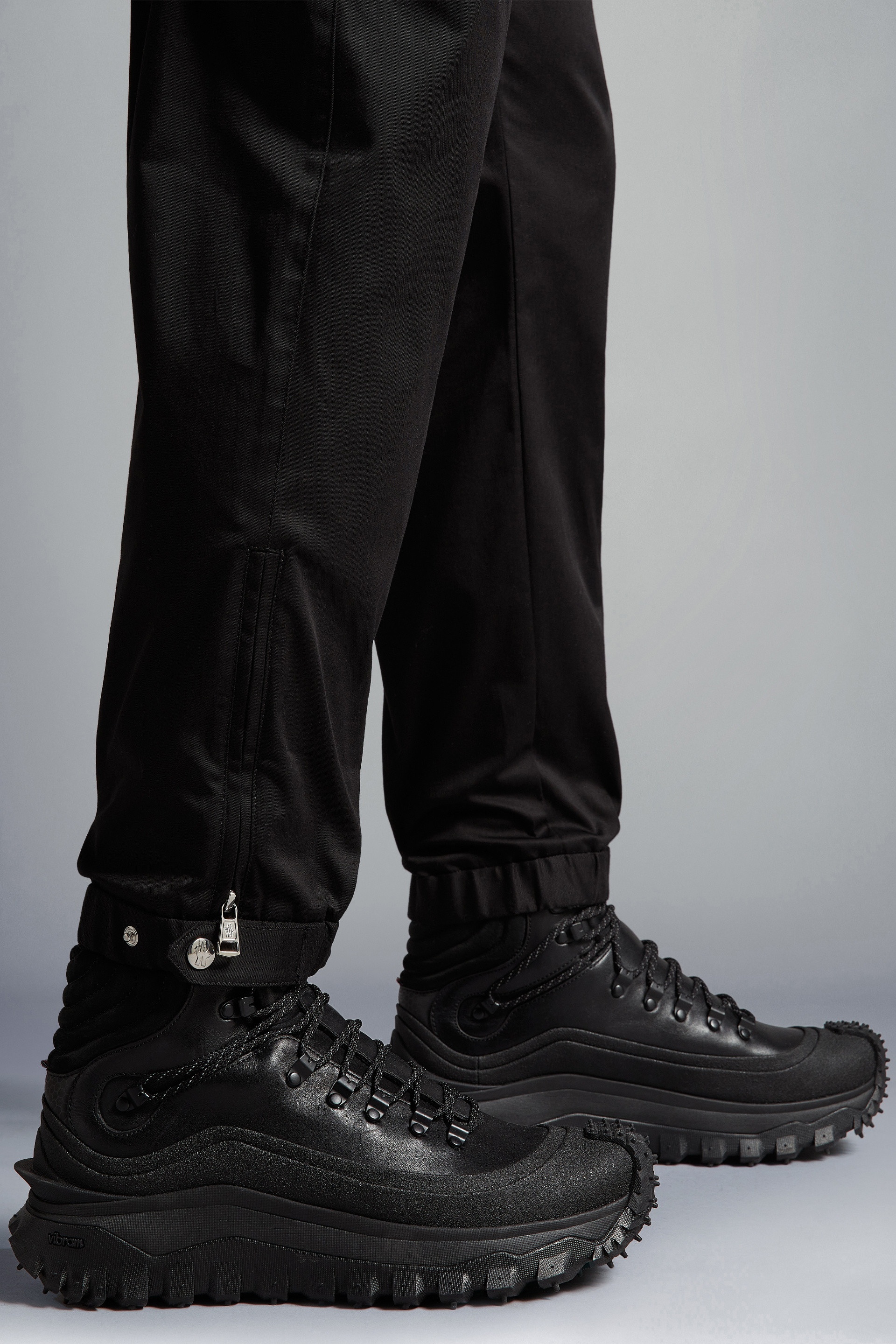 Gabardine Jogging Pants - 6