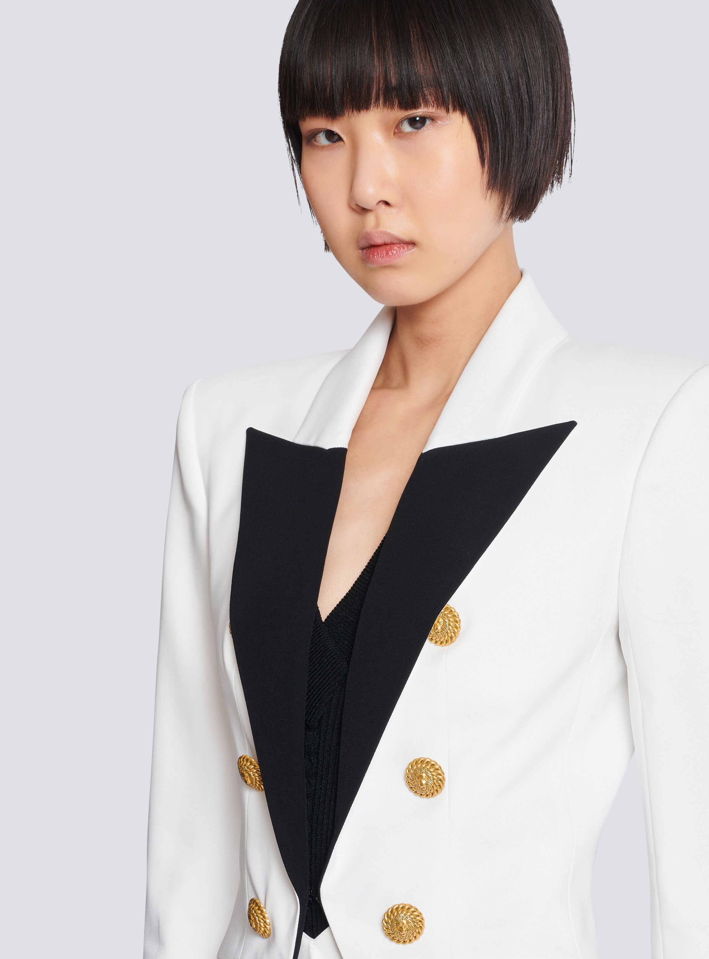 6-button two-tone jacket - 8