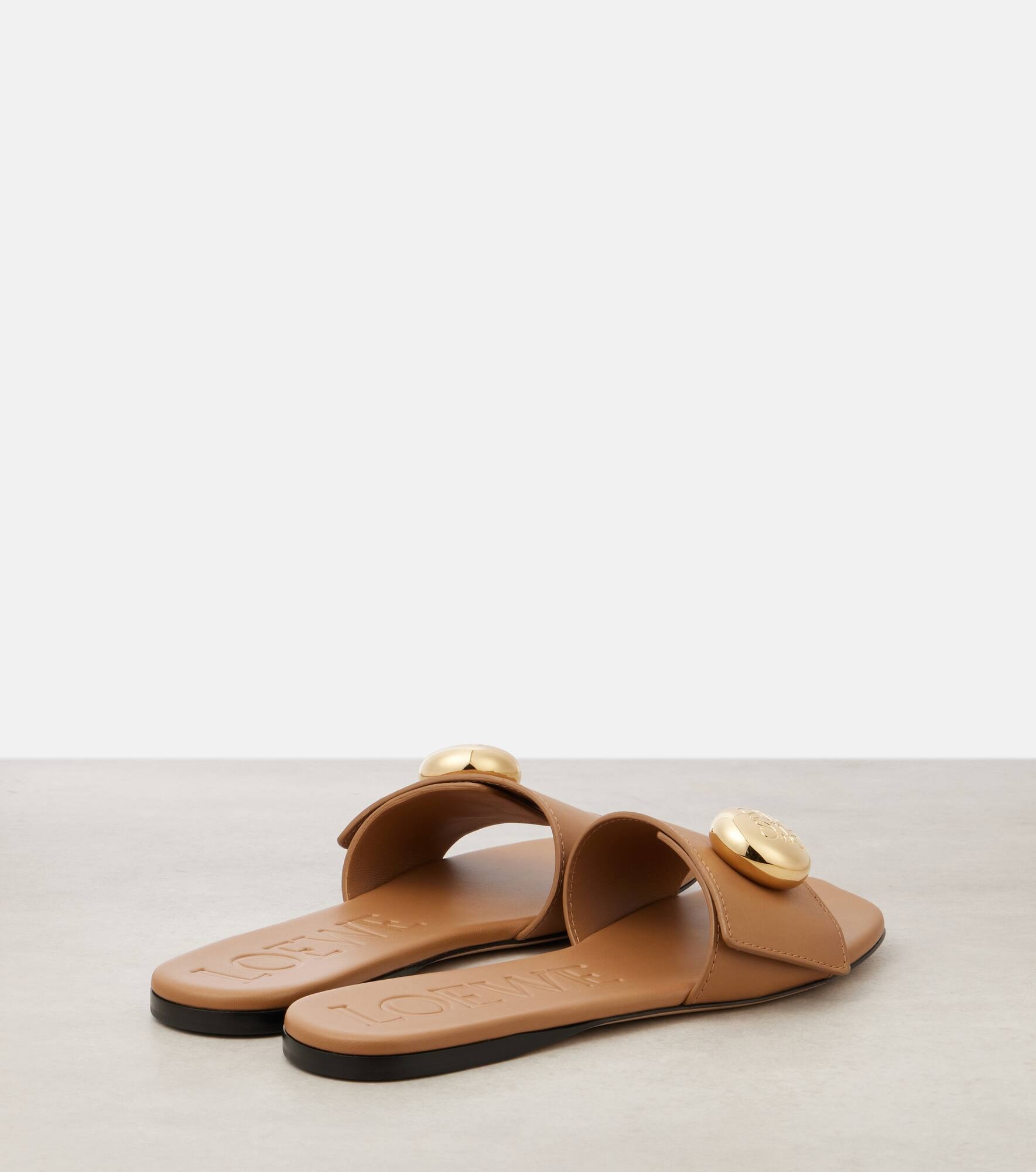 Pebble leather slides - 2