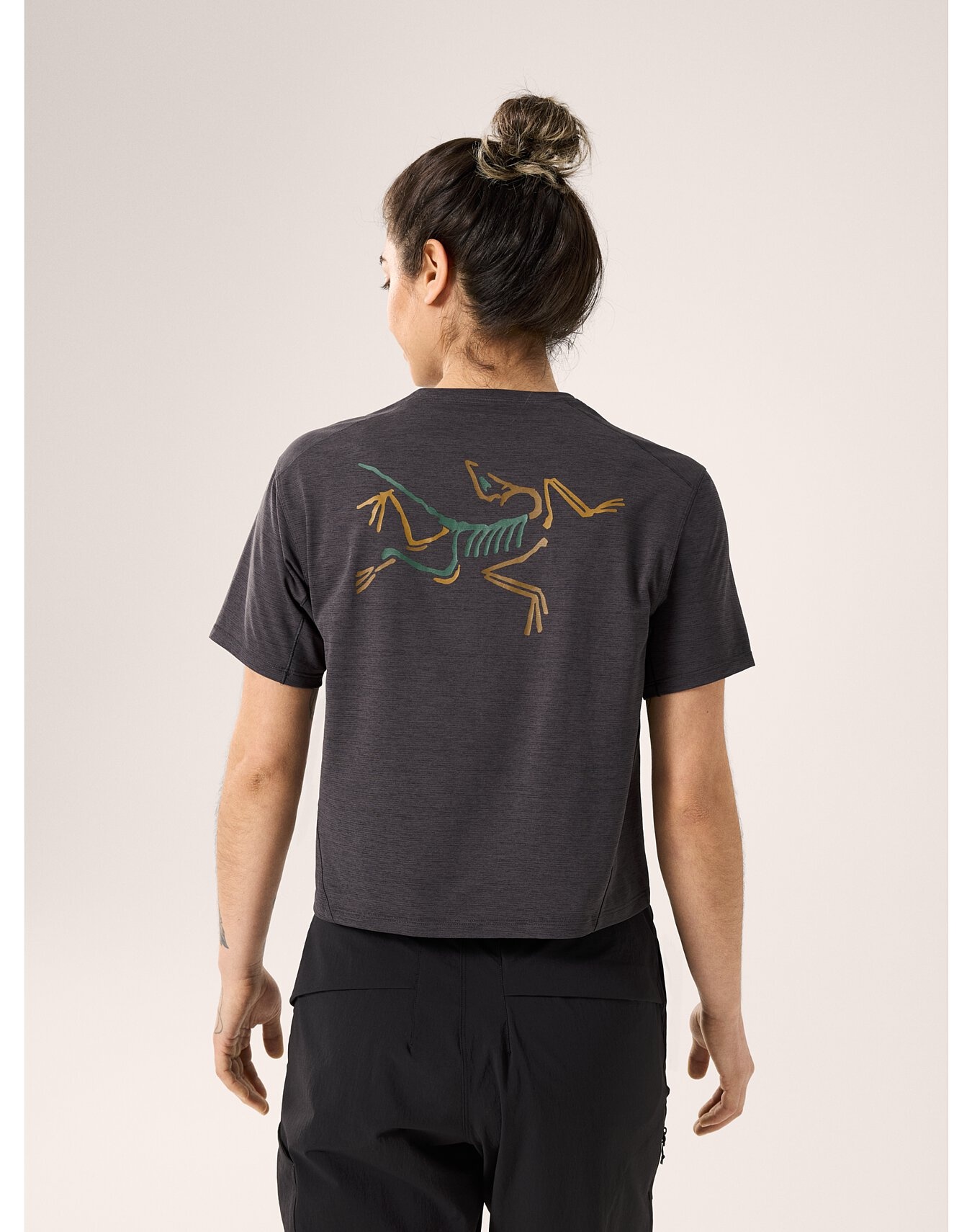 Taema Crop Logo T-Shirt - 5