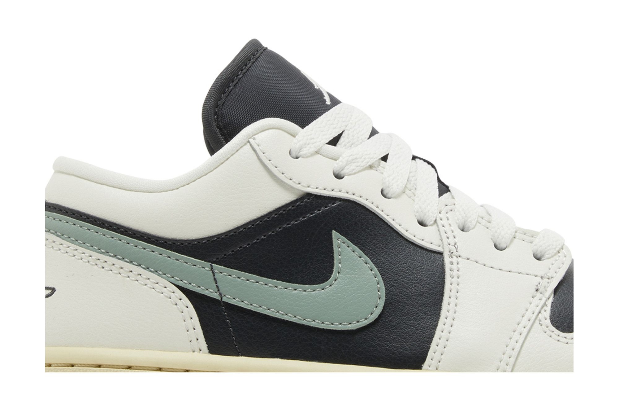 Wmns Air Jordan 1 Low 'Jade Smoke' - 2