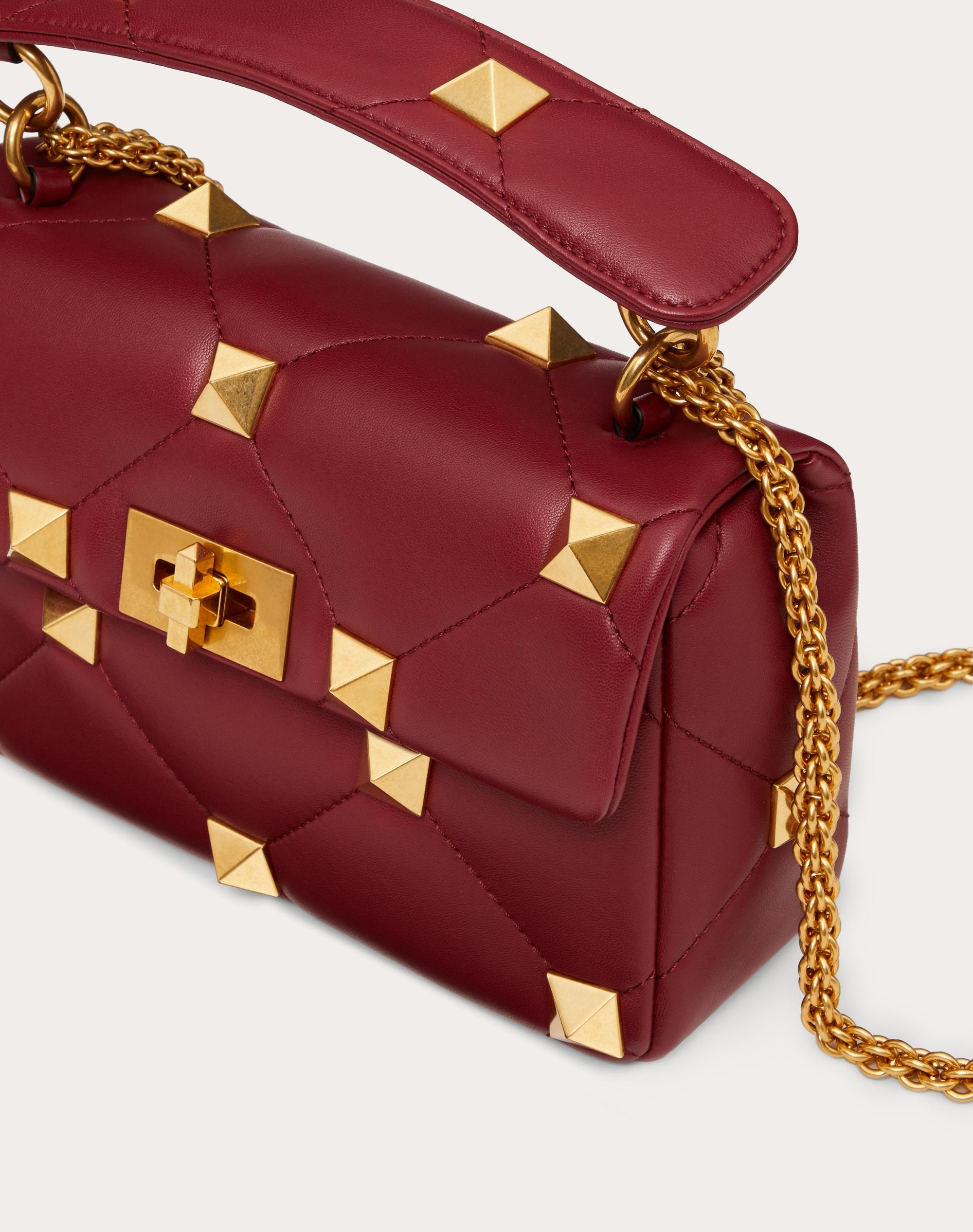 MEDIUM ROMAN STUD THE SHOULDER BAG IN NAPPA WITH CHAIN - 5
