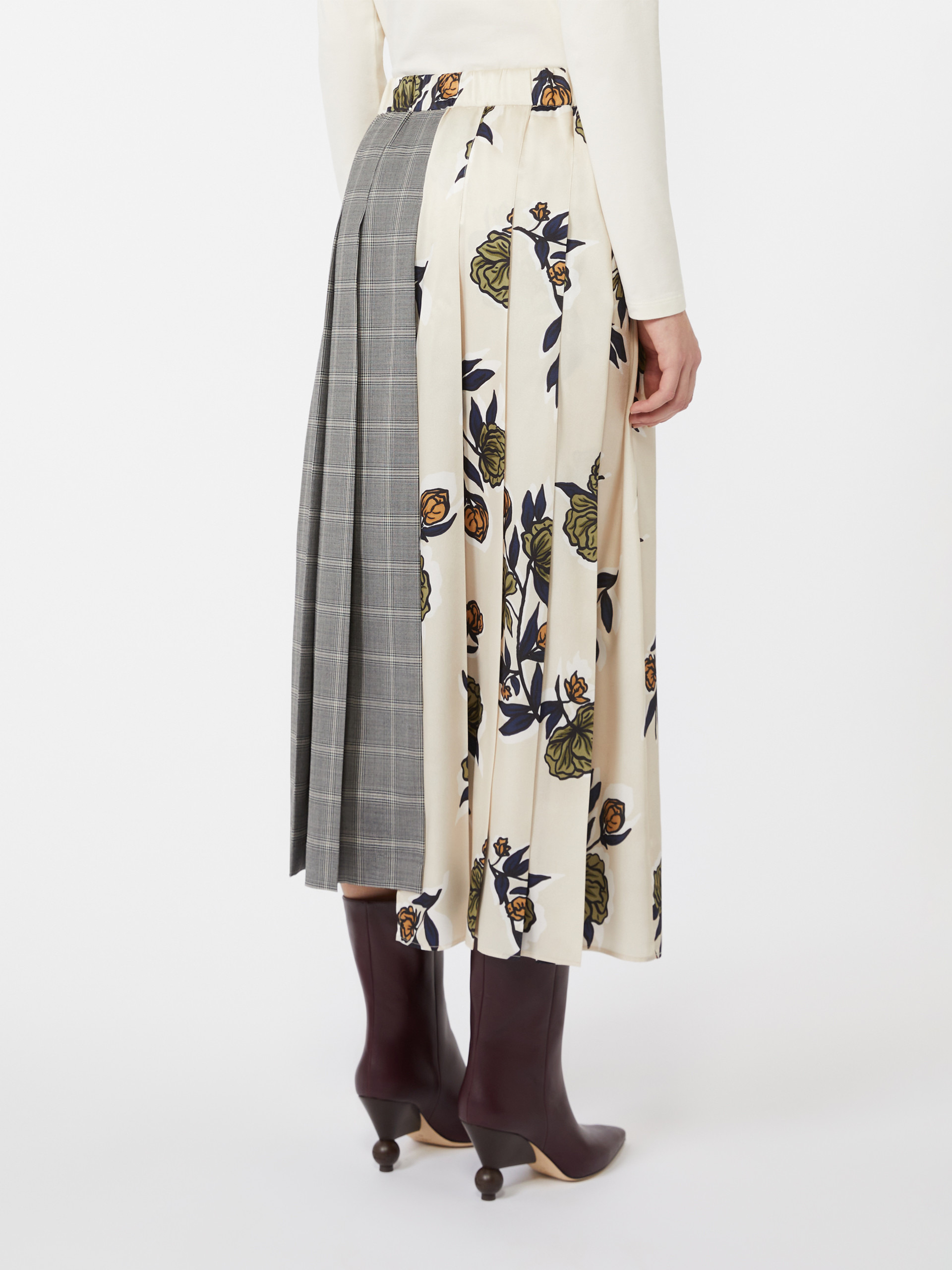 ETRA Pleated skirt in patterned twill - 4