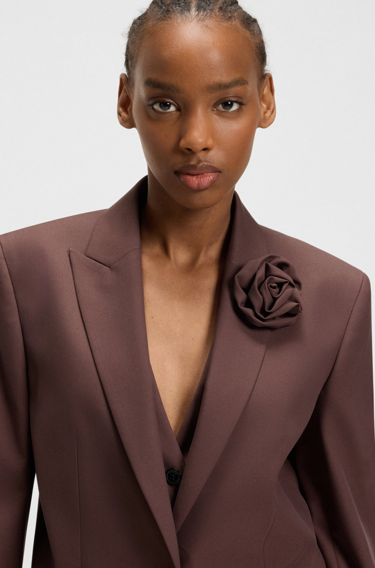RELAXED-FIT BLAZER WITH FLOWER BROOCH - 5